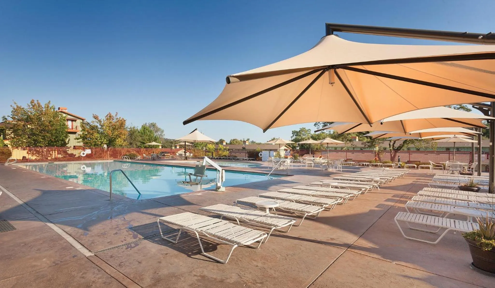 Swimming pool in WorldMark Angels Camp