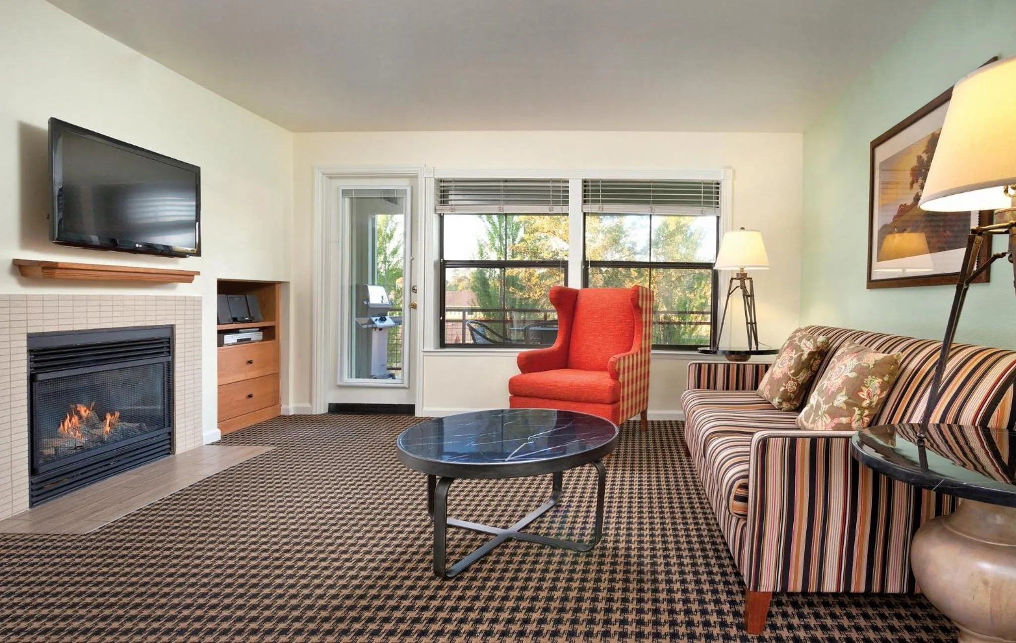 Living room in WorldMark Angels Camp