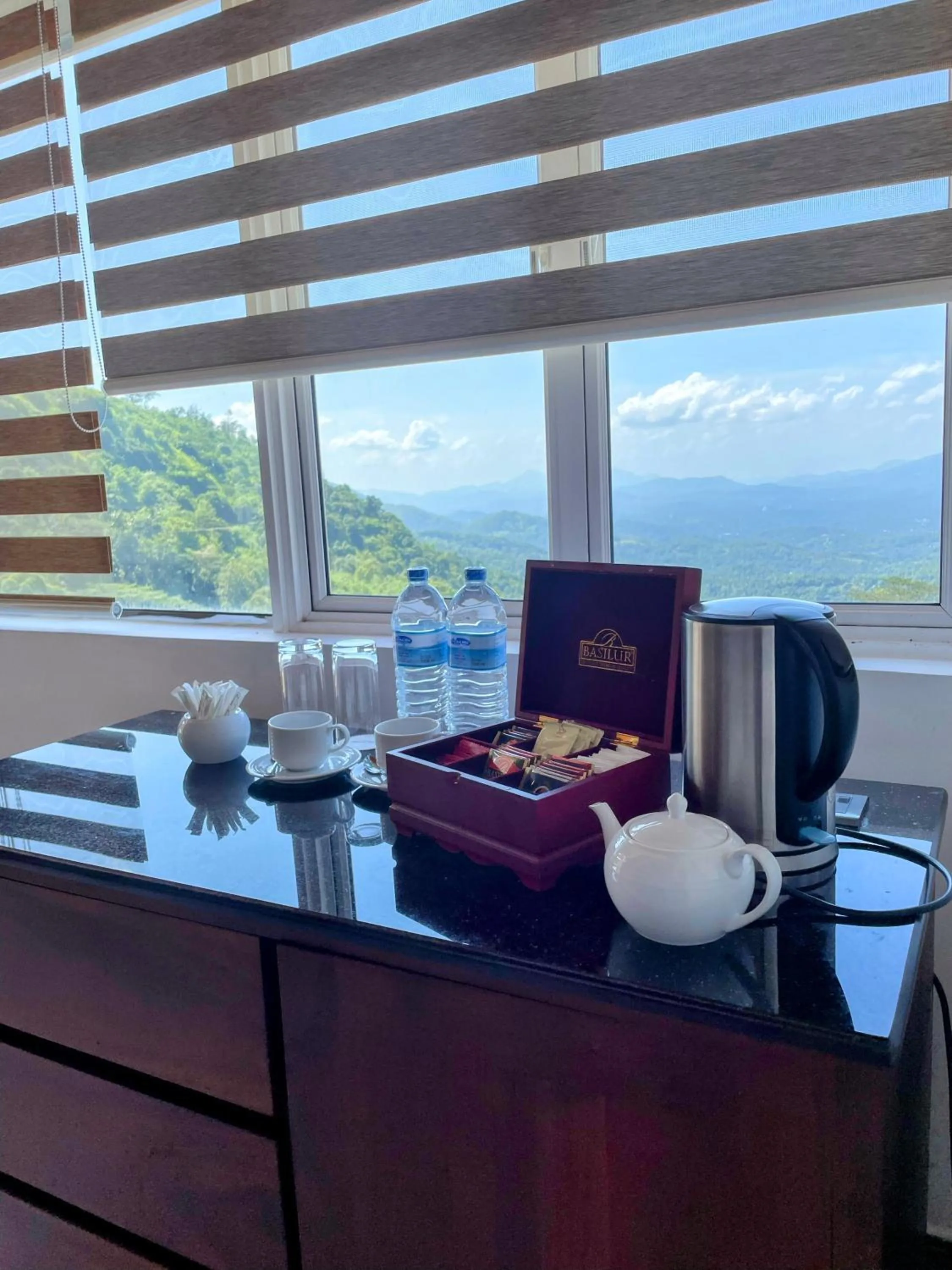 Coffee/tea facilities in Bellwood Hills Resort & Spa