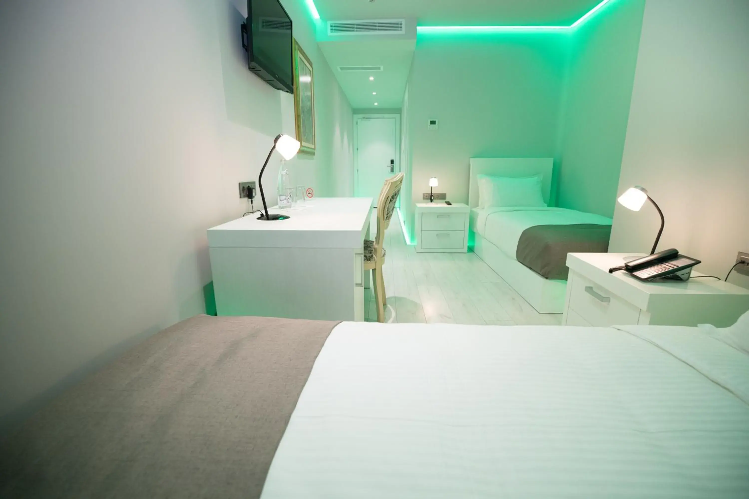 Twin Room in Metro Hotel Tirana Twin Room in Metro Hotel Tirana