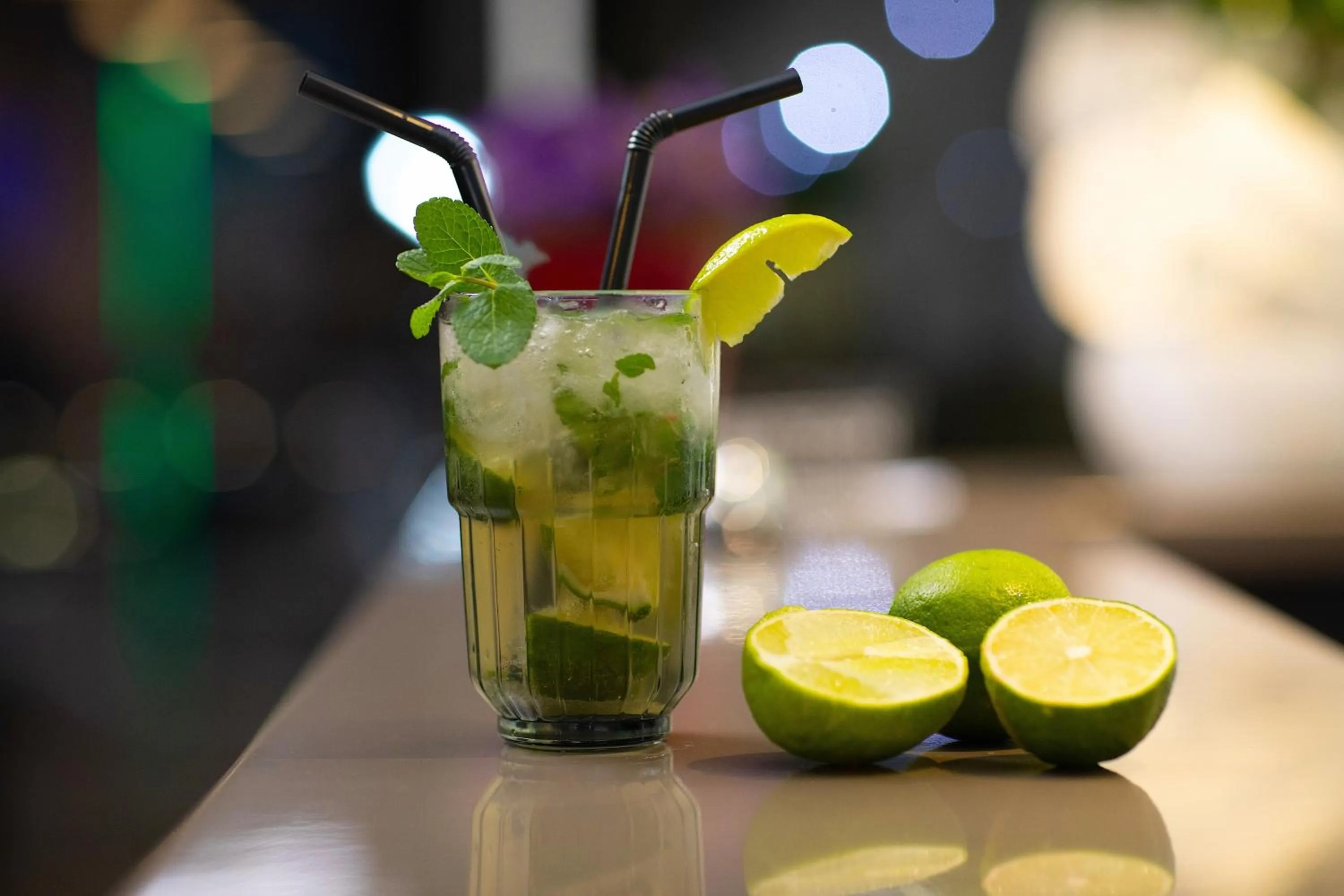 Communal lounge/ TV room in Metro Hotel Tirana