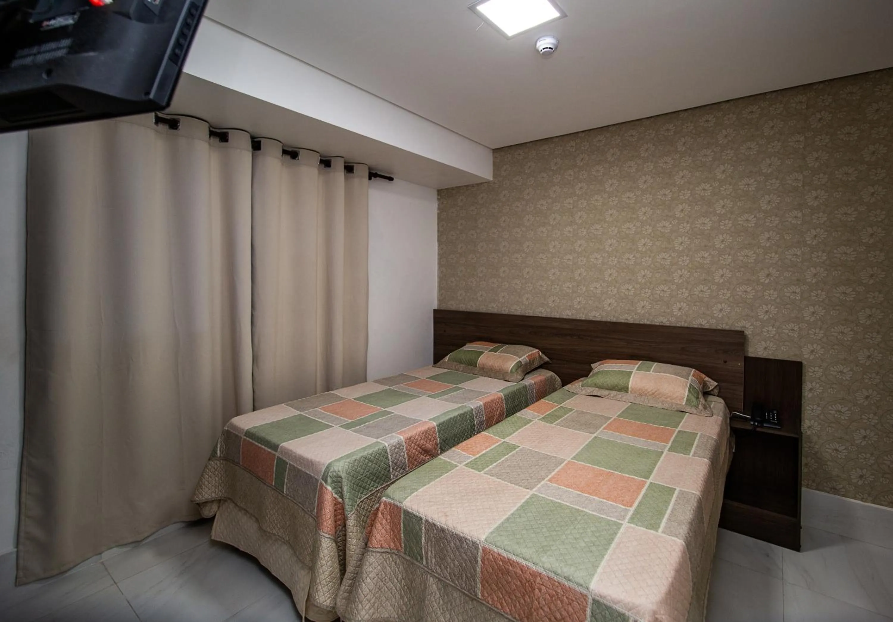 Bedroom, Bed in Tambau Beach Hotel