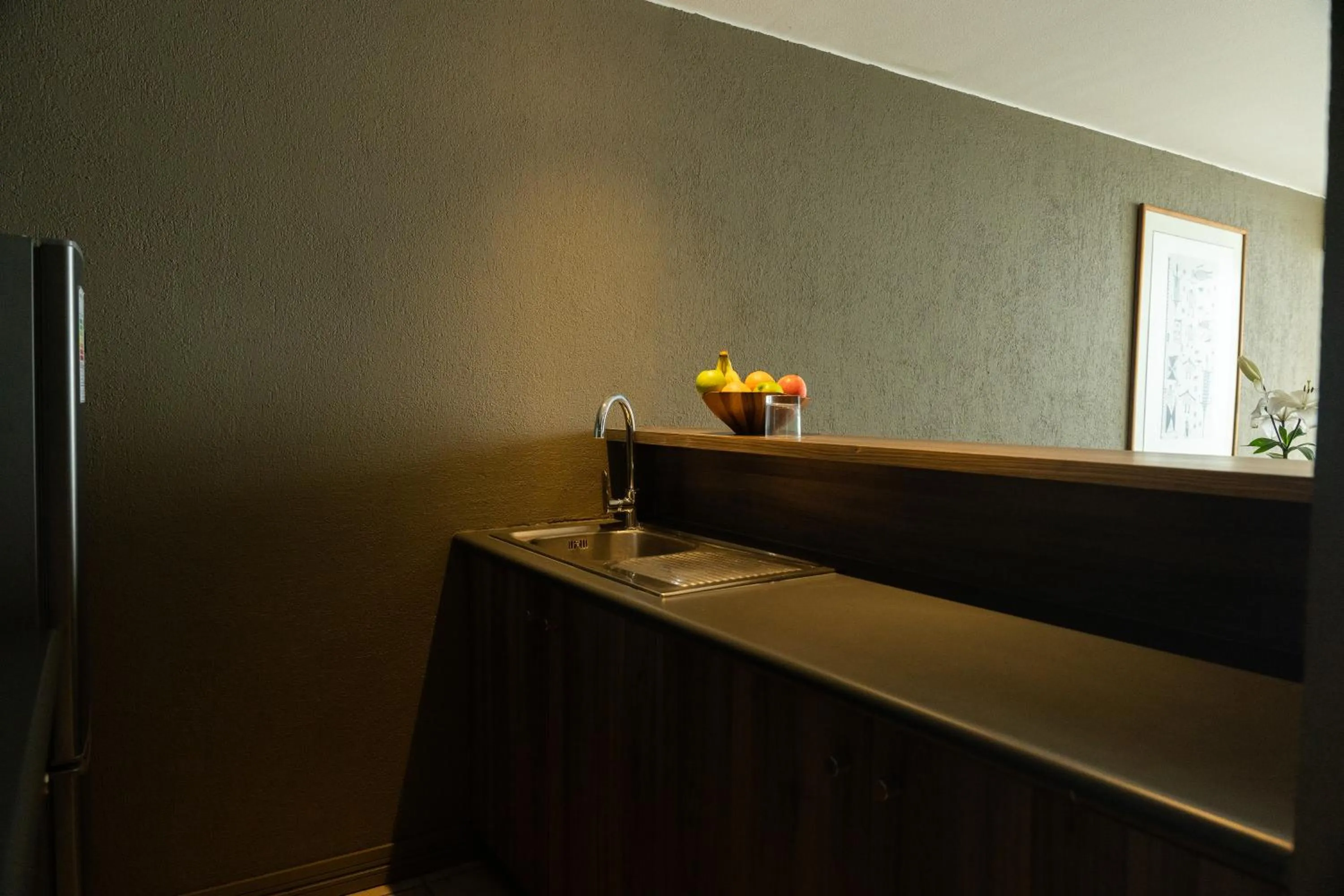 Kitchen or kitchenette in Studio 56 Apart Hotel by Terrado Iquique