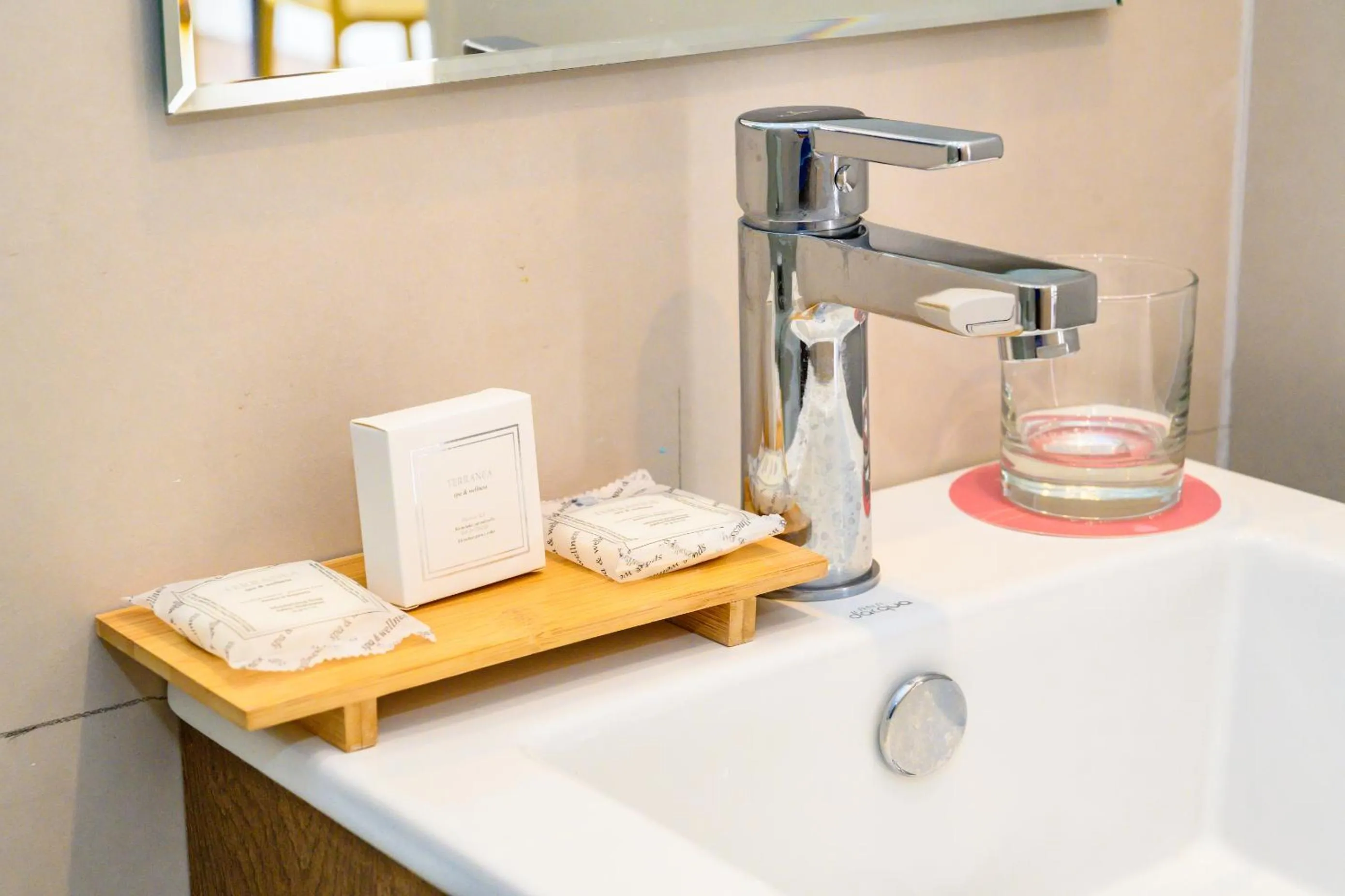 Bathroom in Studio 56 Apart Hotel by Terrado Iquique
