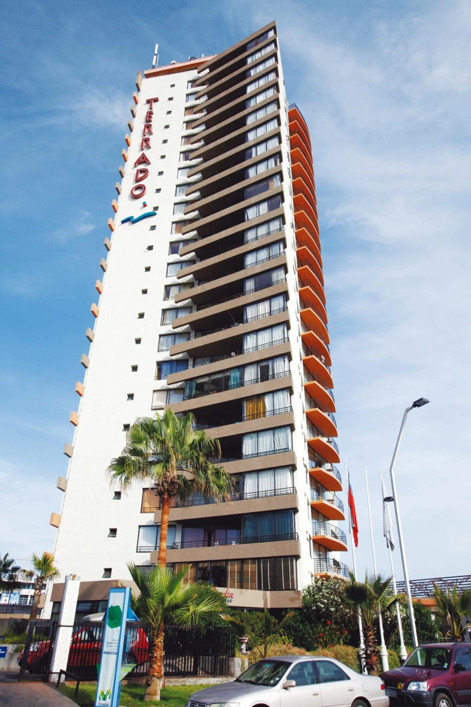 Property building in Studio 56 Apart Hotel by Terrado Iquique