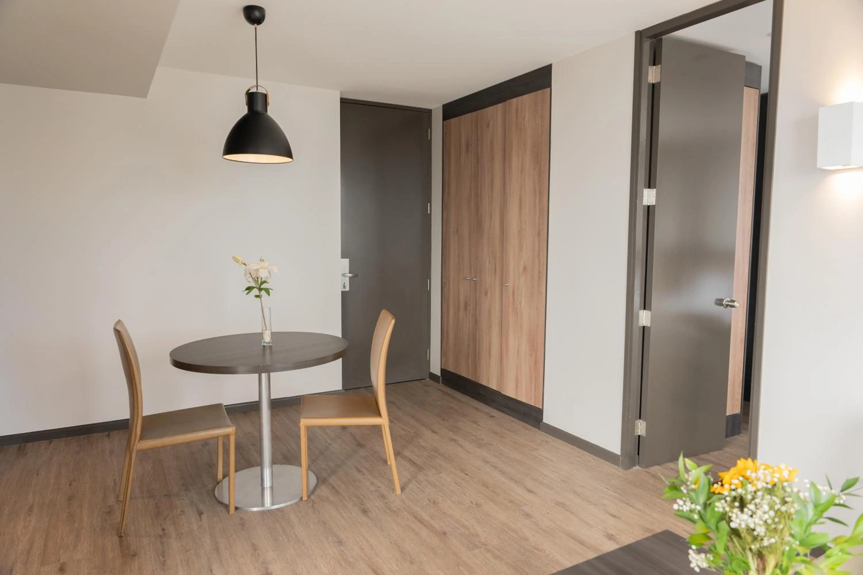 Kitchen or kitchenette in Studio 56 Apart Hotel by Terrado Iquique