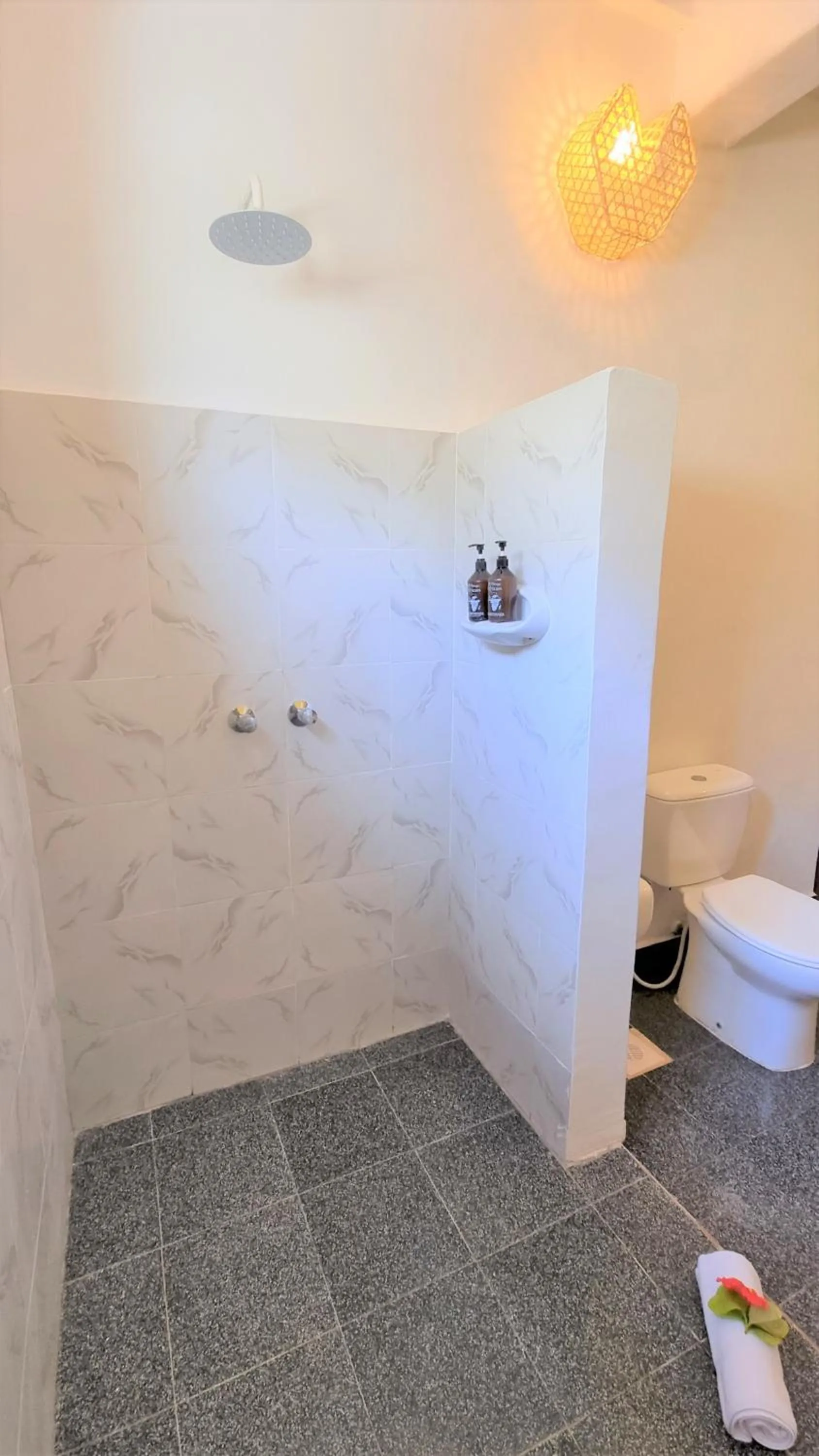 Shower in Paradise Beach Resort & Spa