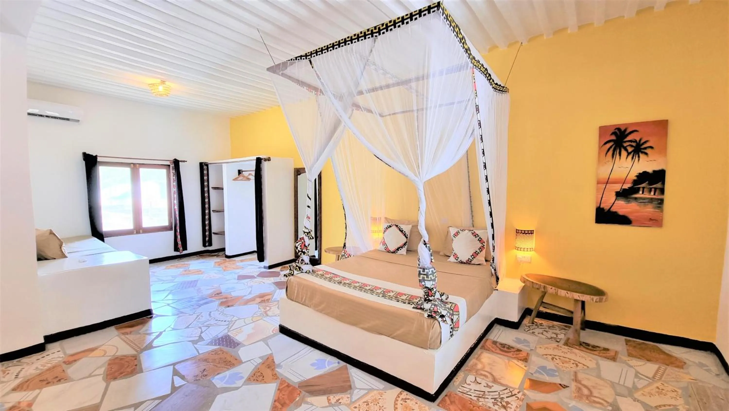 Bedroom, Bed in Paradise Beach Resort & Spa