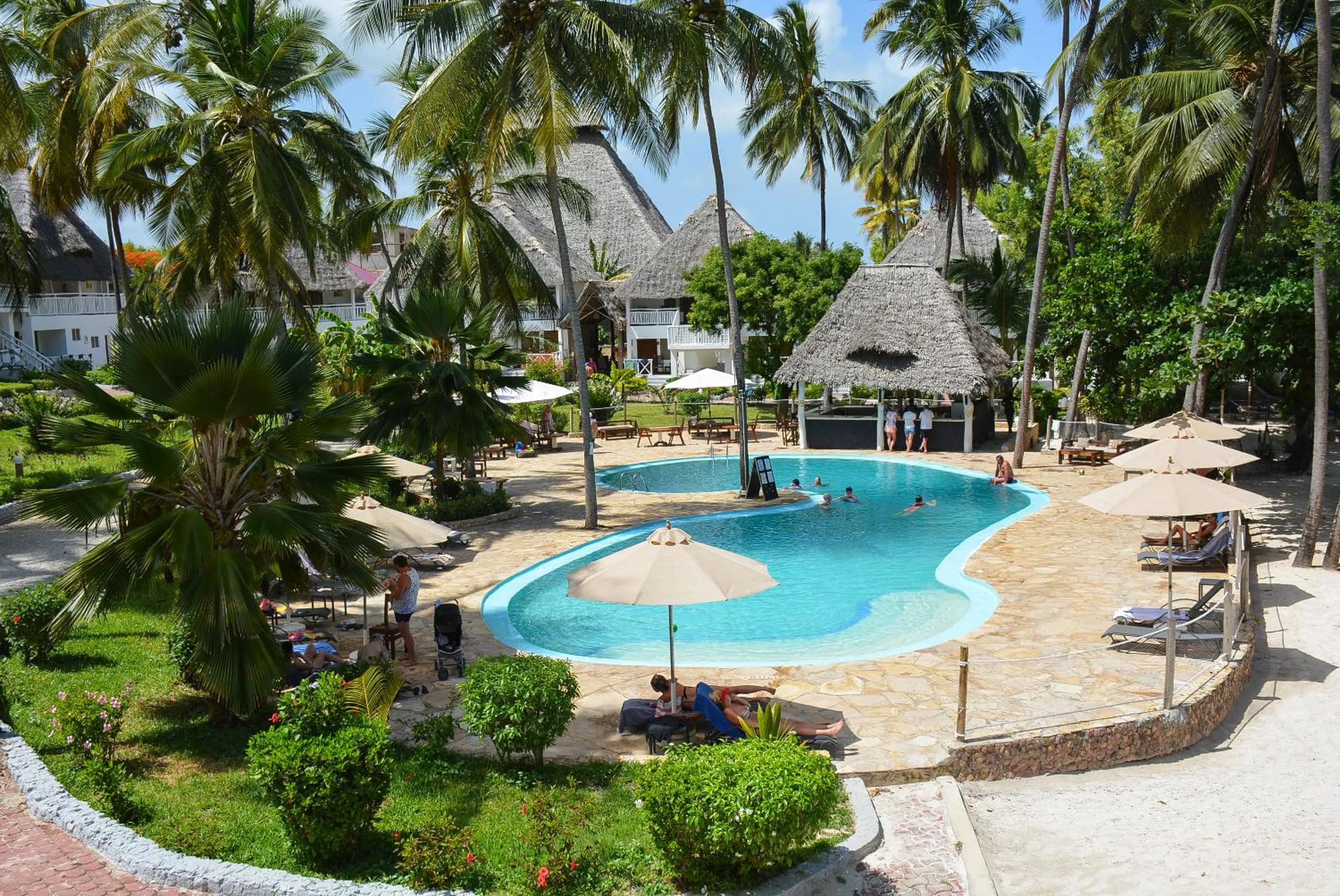 Swimming pool in Paradise Beach Resort & Spa