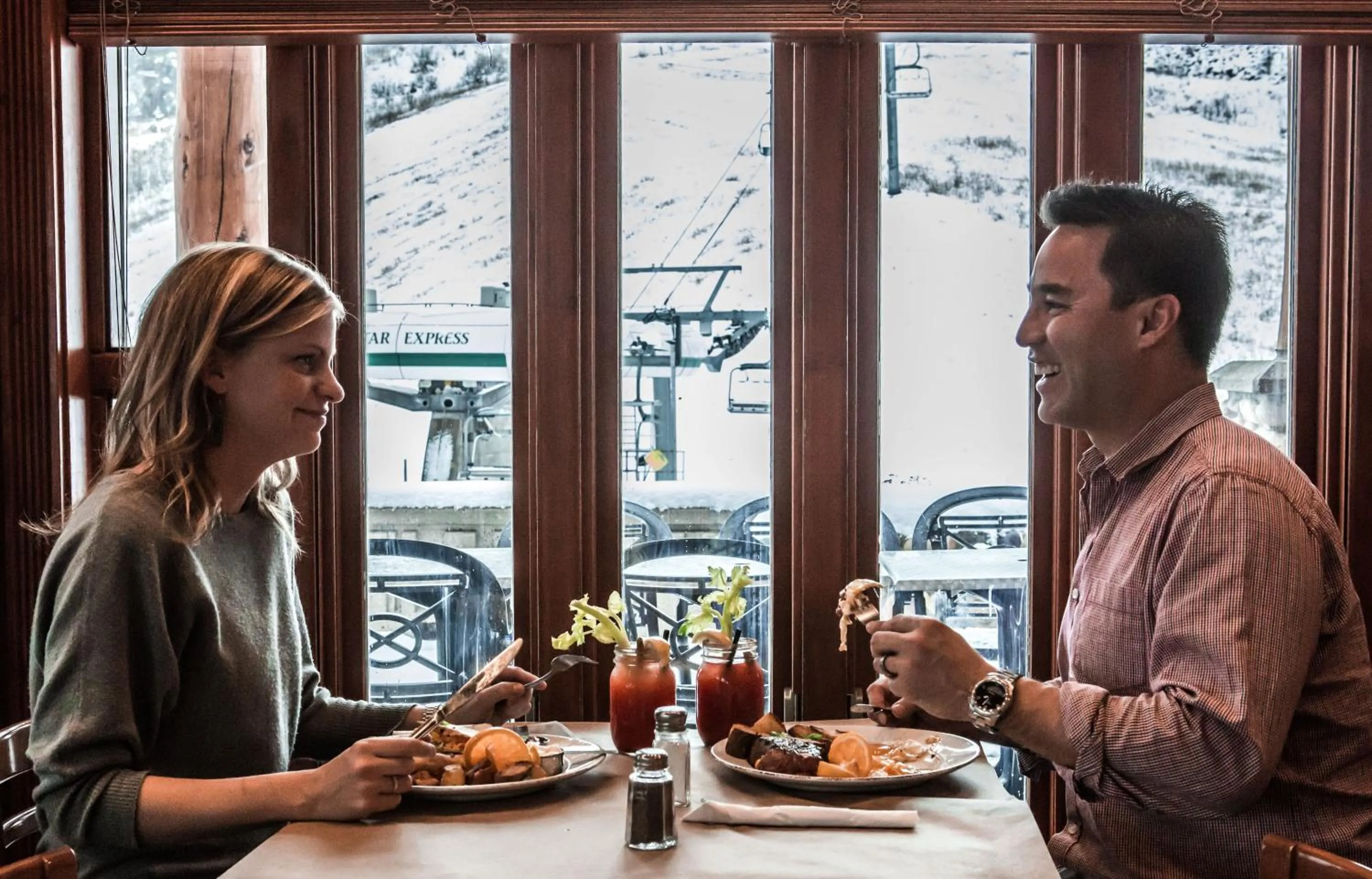 Lunch in Polaris Lodge