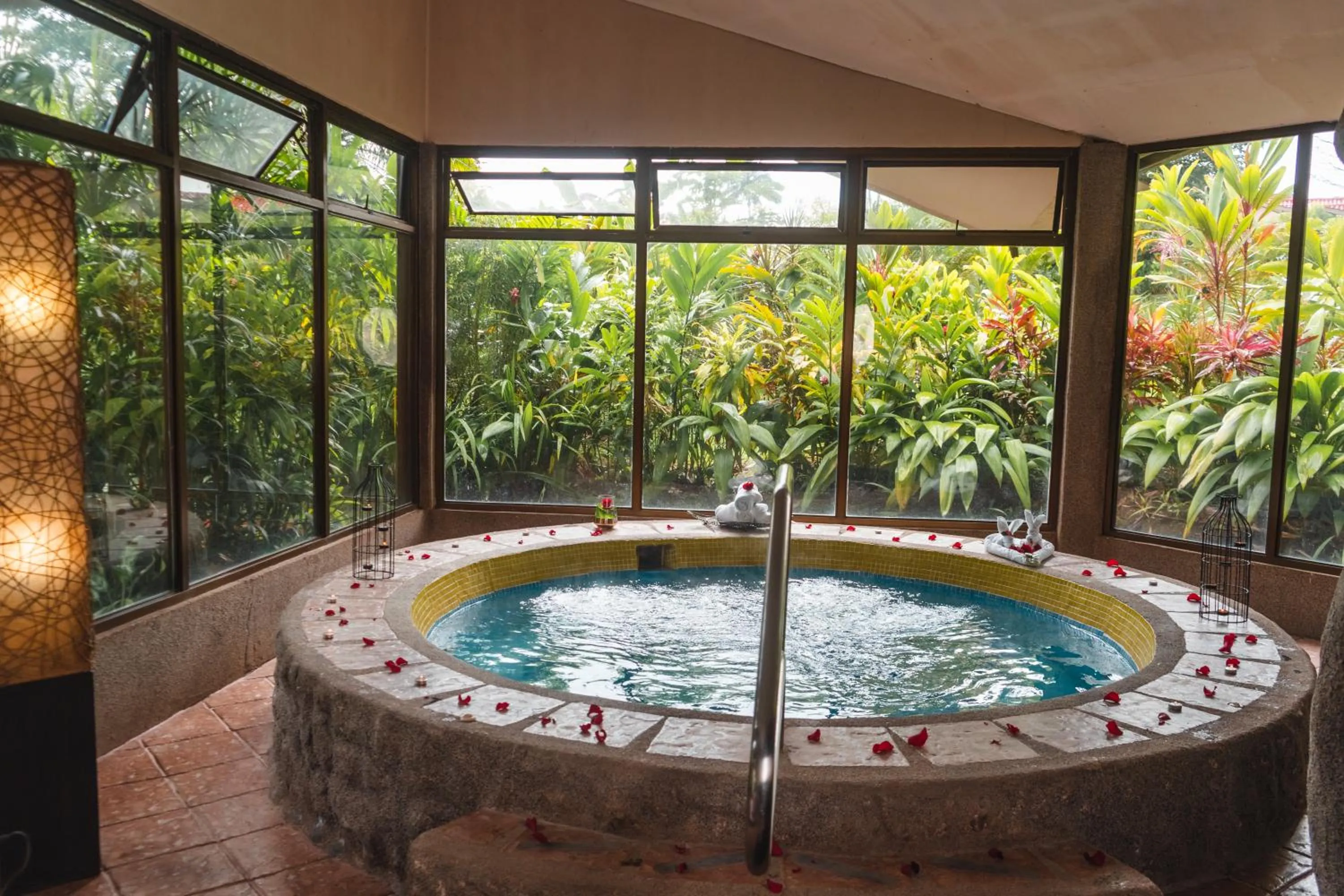 Spa and wellness centre/facilities in Montaña de fuego Mountain Resort & Spa