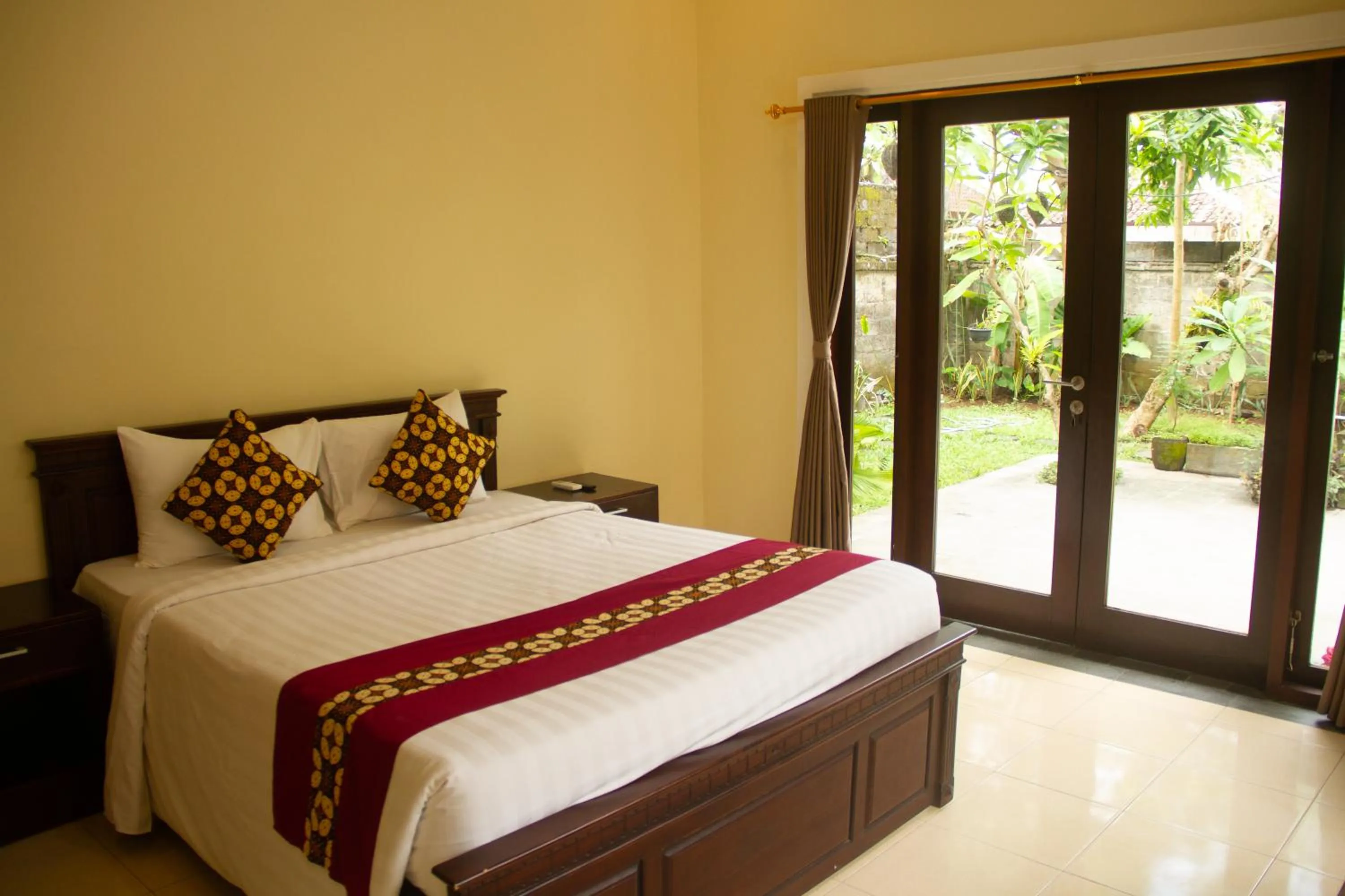 Bed in Sekar Waru Homestay