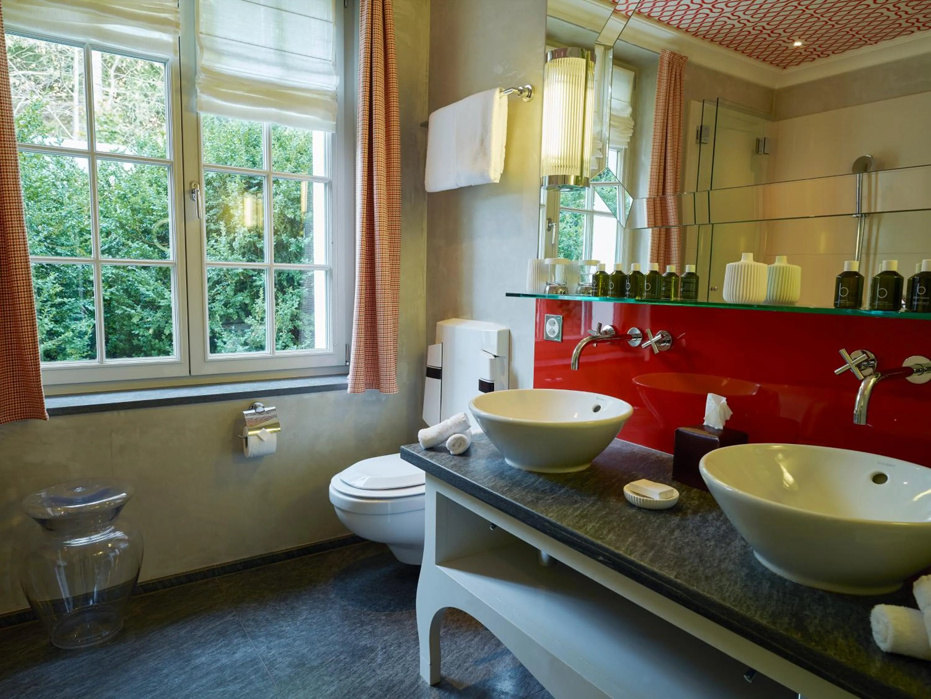 Property building in Le Grand Bellevue