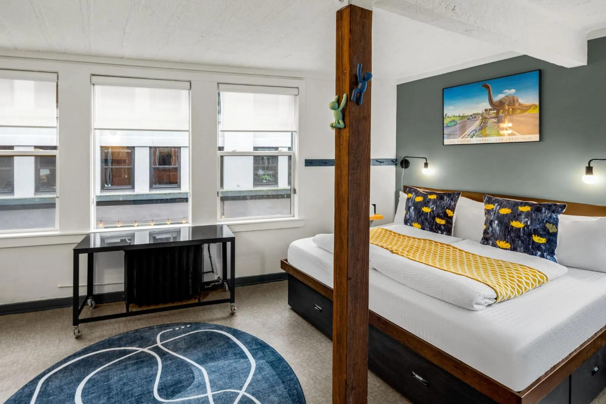 Bed in Silverbow Inn