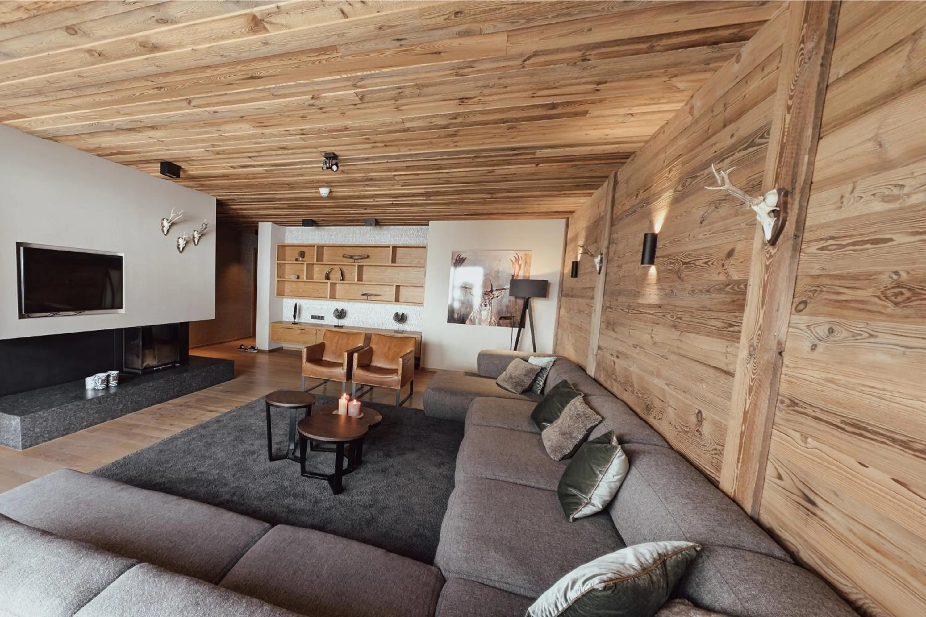Living room in AlpenParks Hotel & Apartment Arlberg Warth mit Pool