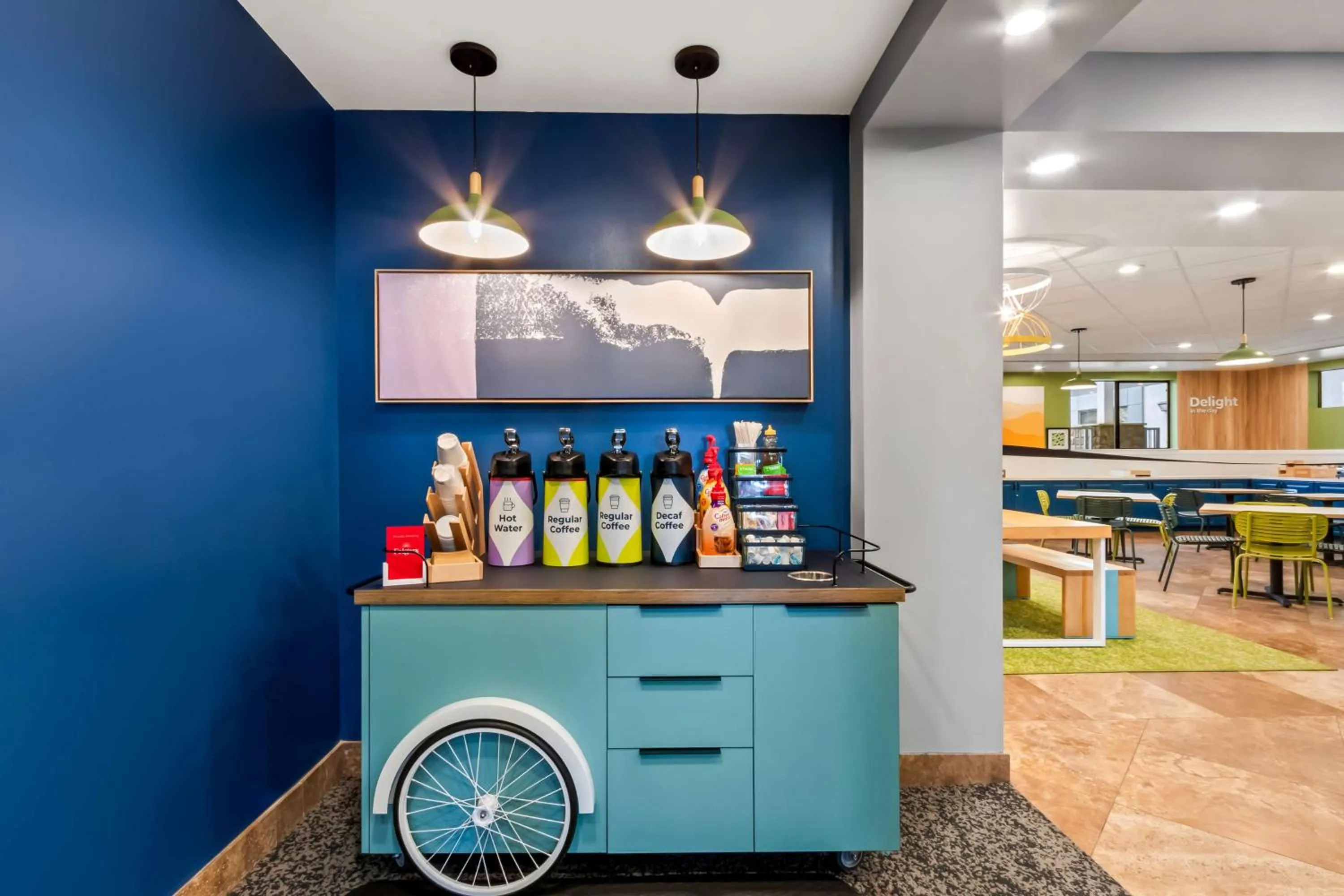 Restaurant/places to eat in Legacy Inn & Suites