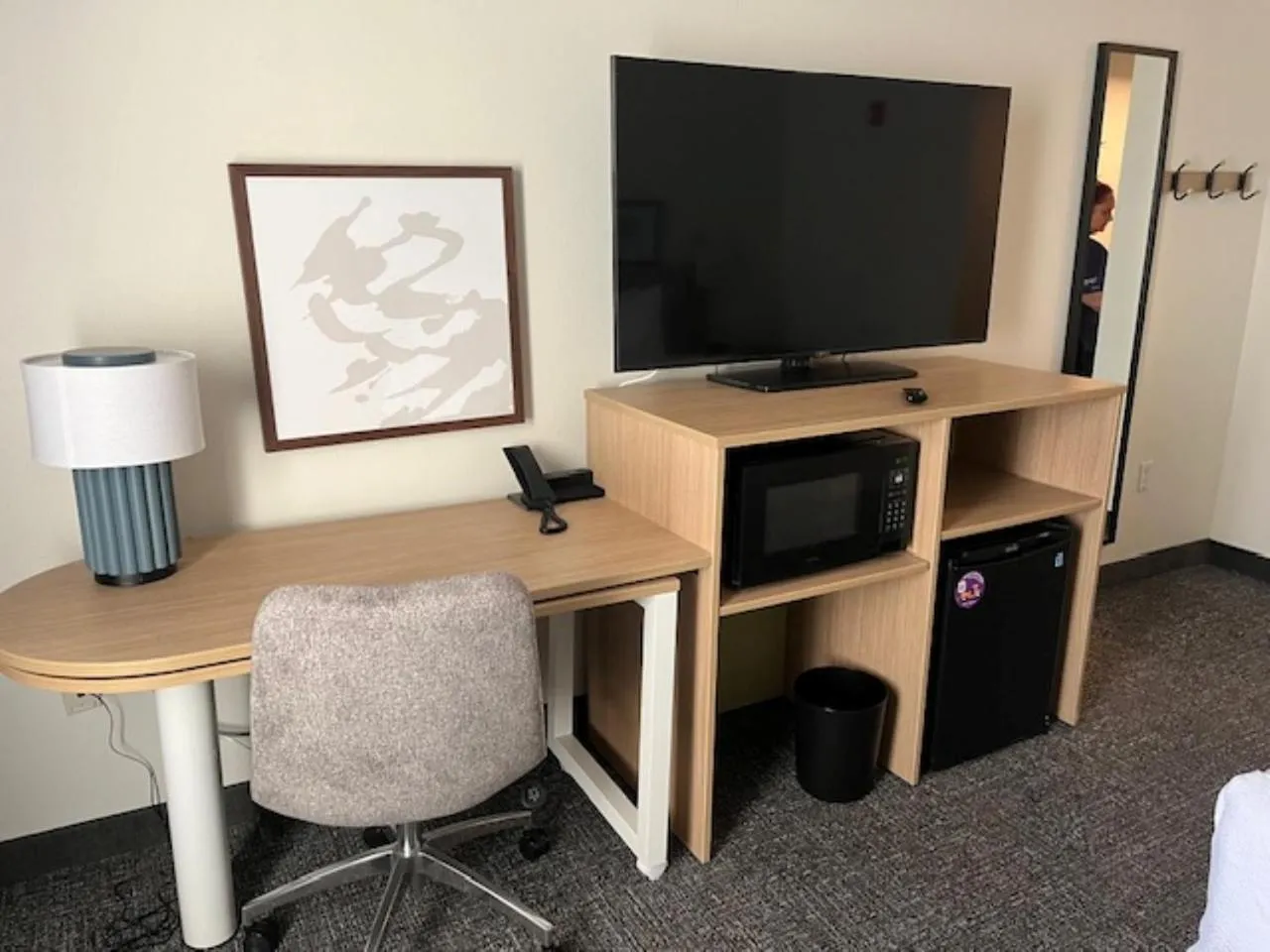 TV and multimedia in Spark by Hilton Phoenix East Mesa