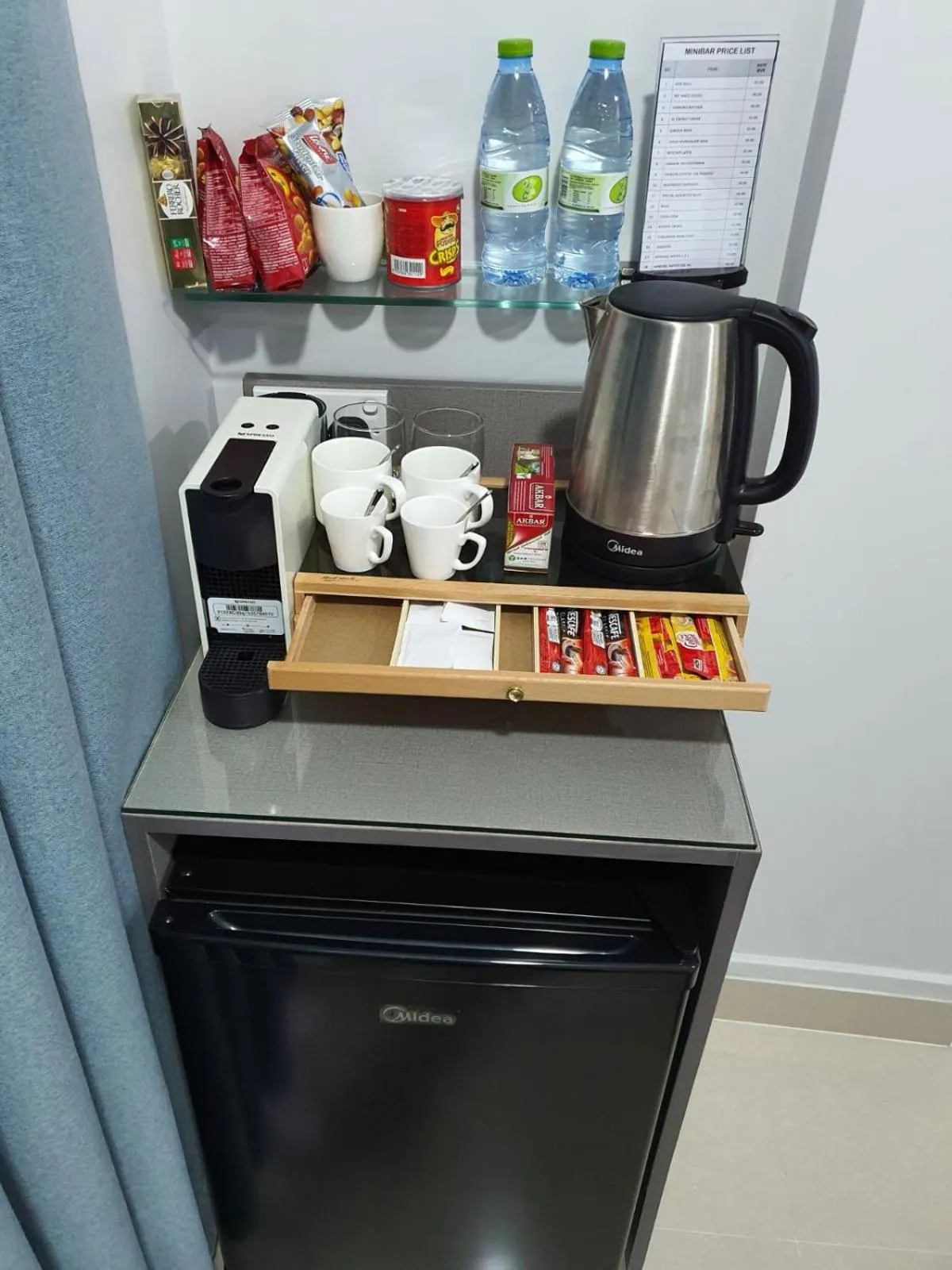 Coffee/tea facilities in Tourist Inn