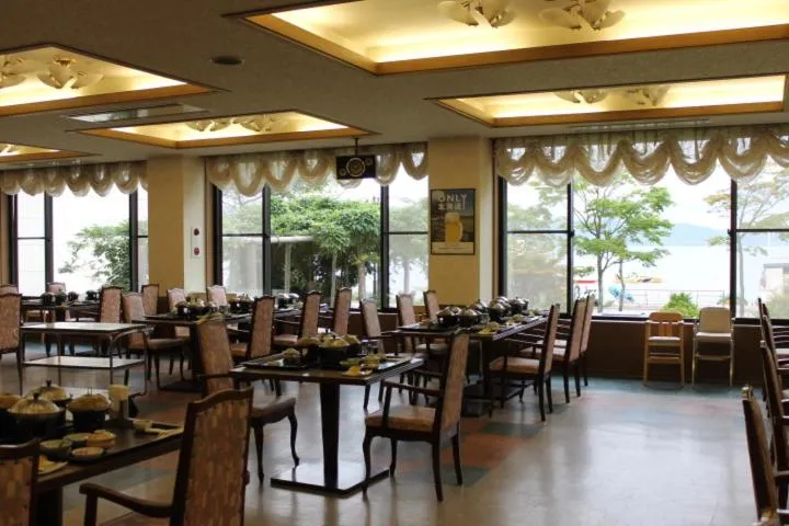 Restaurant/places to eat in Toya Kanko Hotel