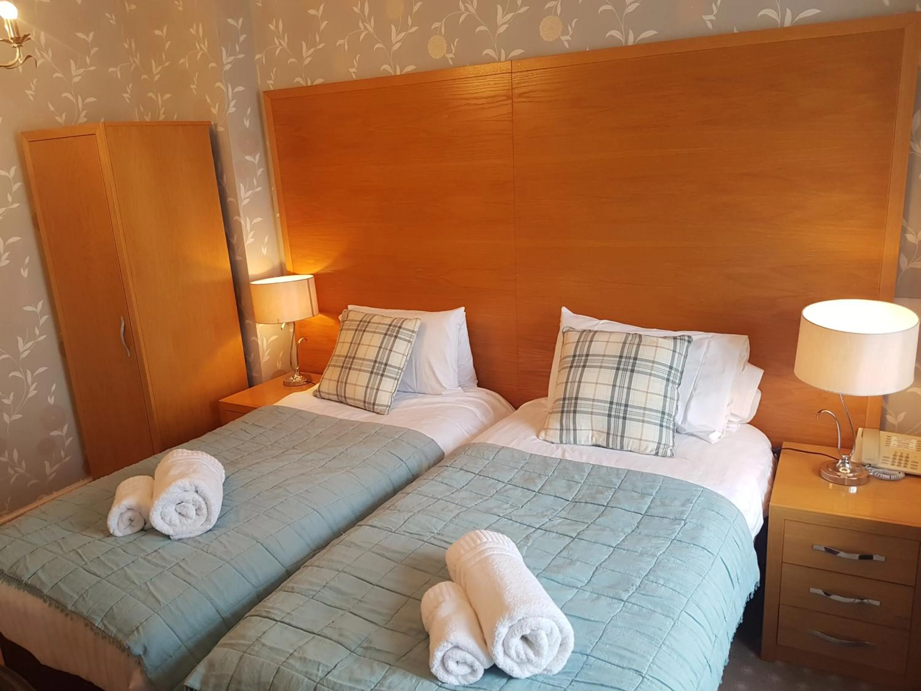 Photo of the whole room, Bed in Gwesty'r Marine Hotel & Spa