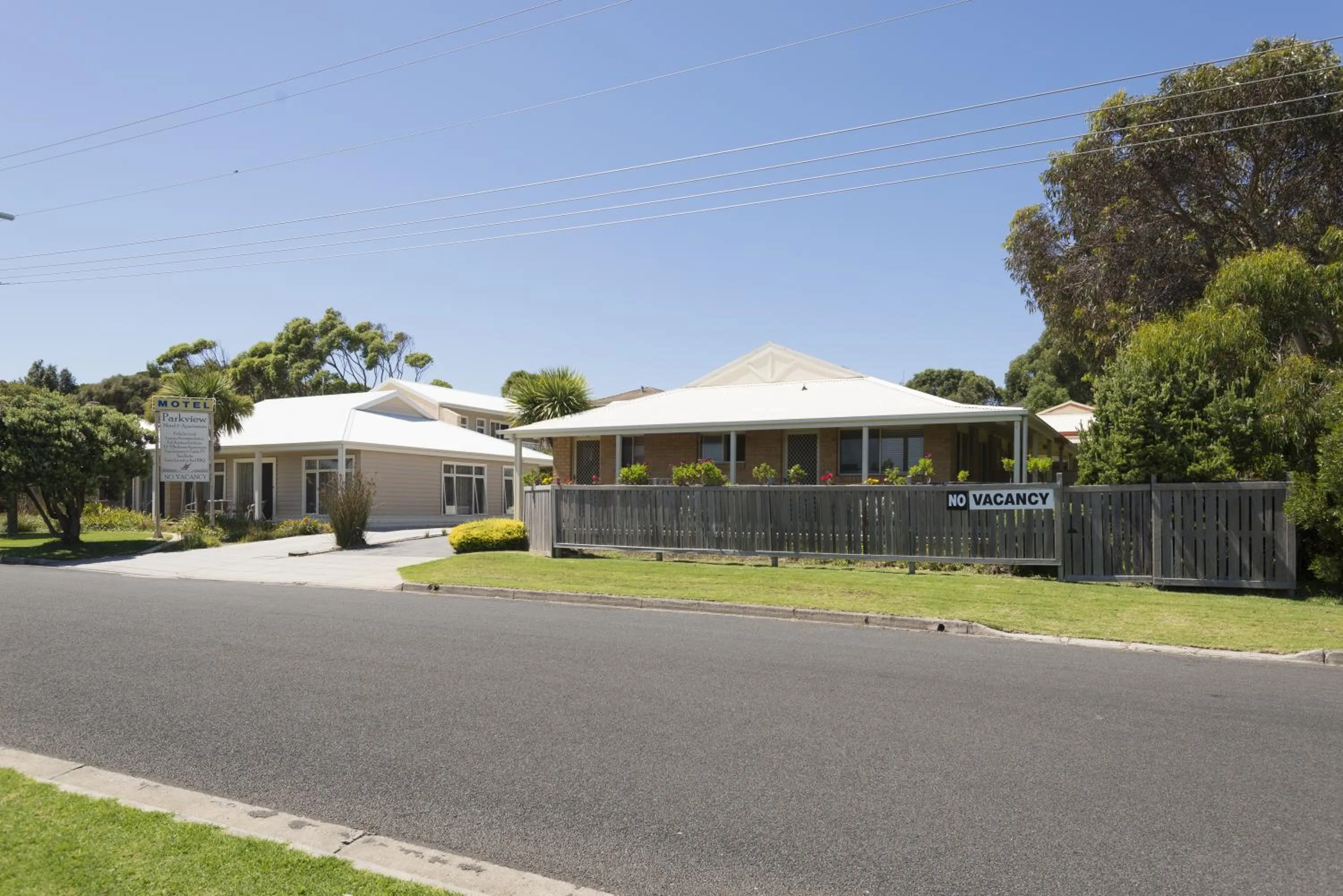 Facade/entrance in Port Campbell Parkview Motel & Apartments
