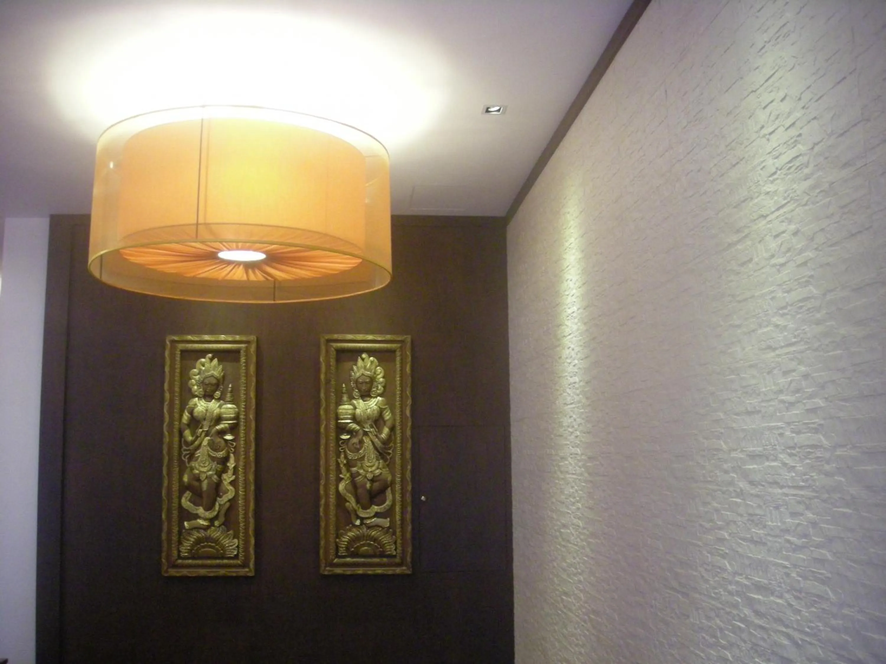 Decorative detail in Mawin Hotel