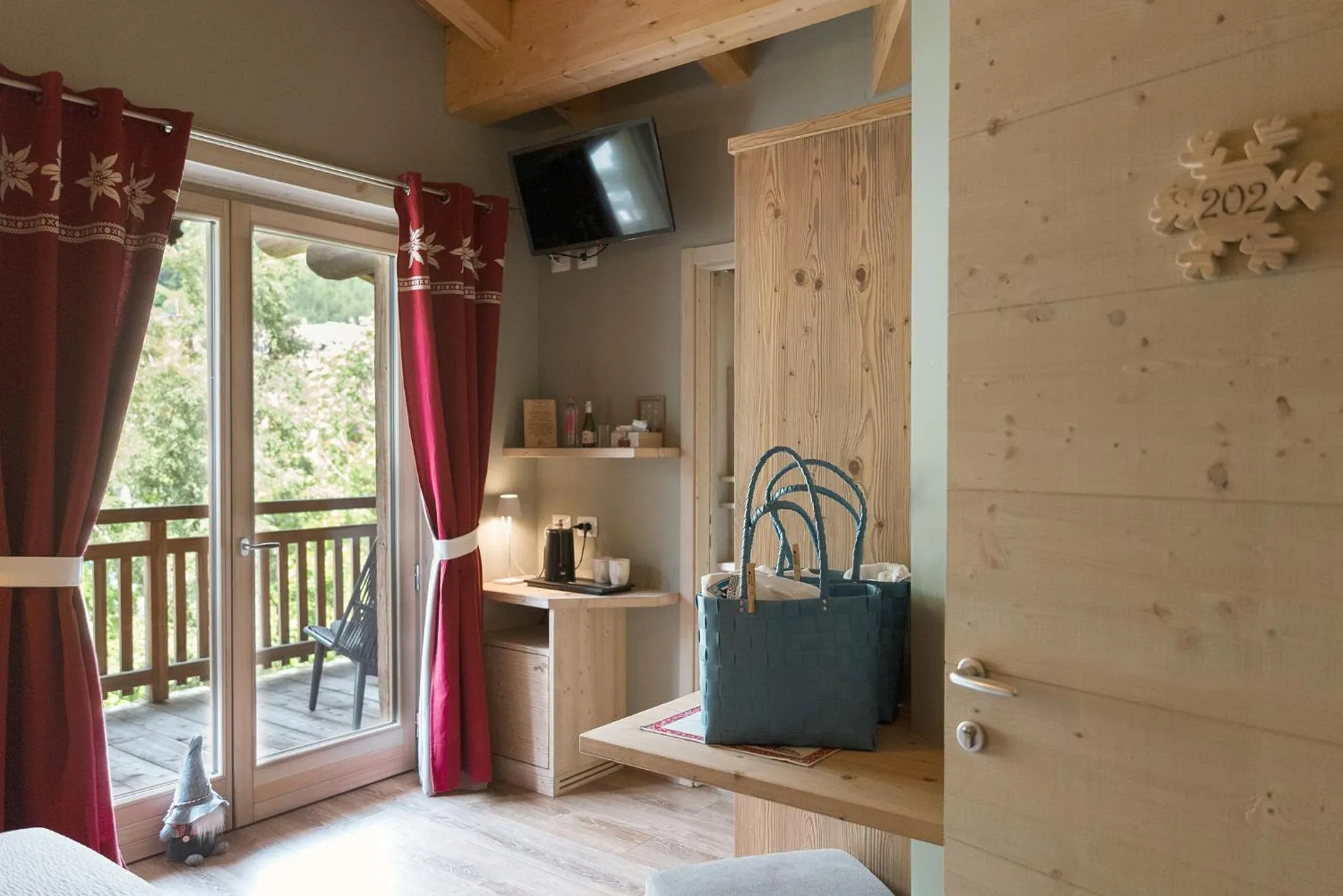 View (from property/room) in Alpen Chalet - Charme Mountain Hotel -