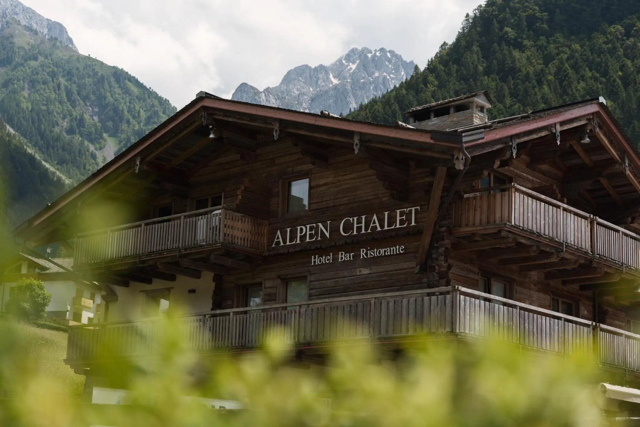 Property building in Alpen Chalet - Charme Mountain Hotel -
