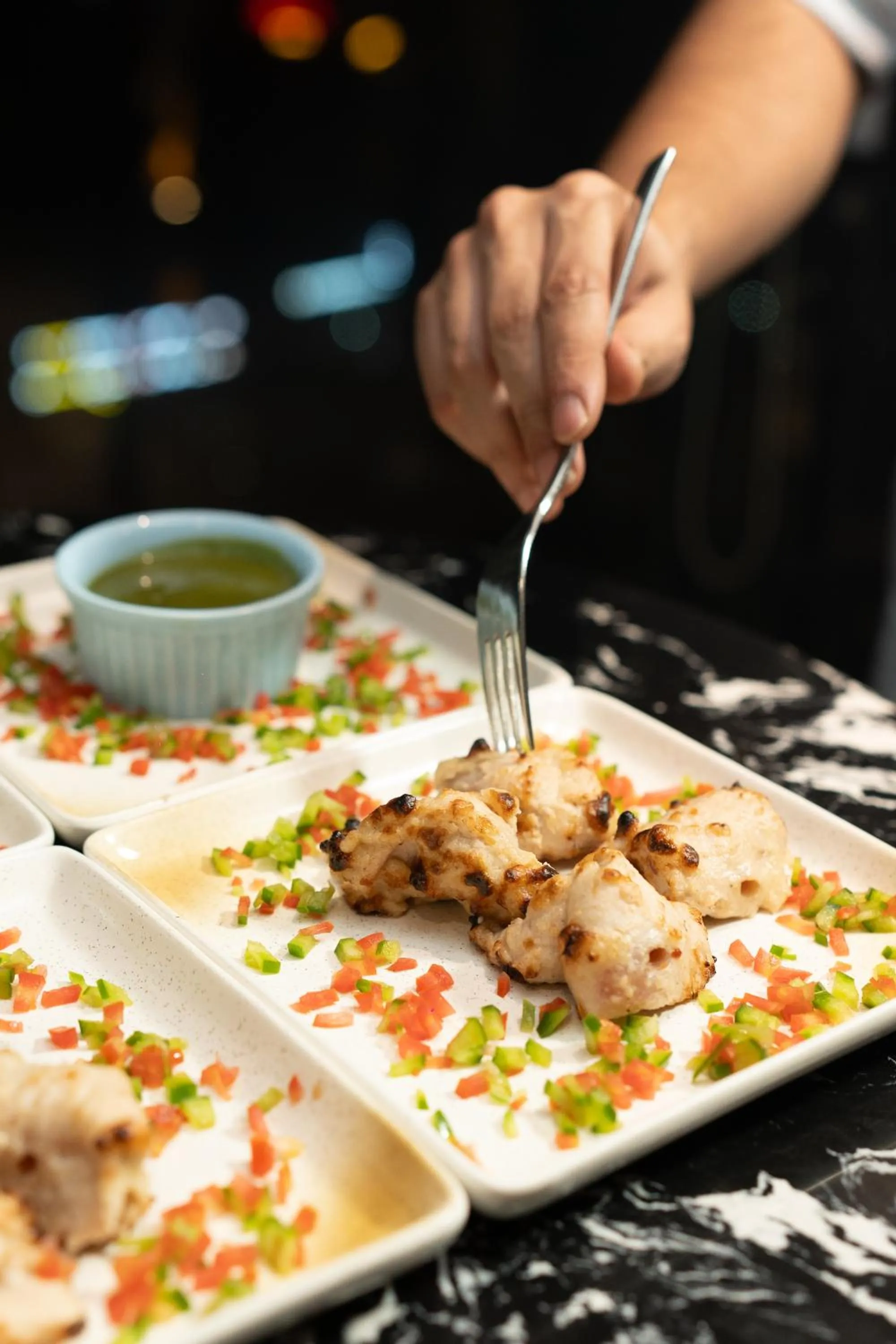 Restaurant/places to eat in The Peninsula Chittagong Limited