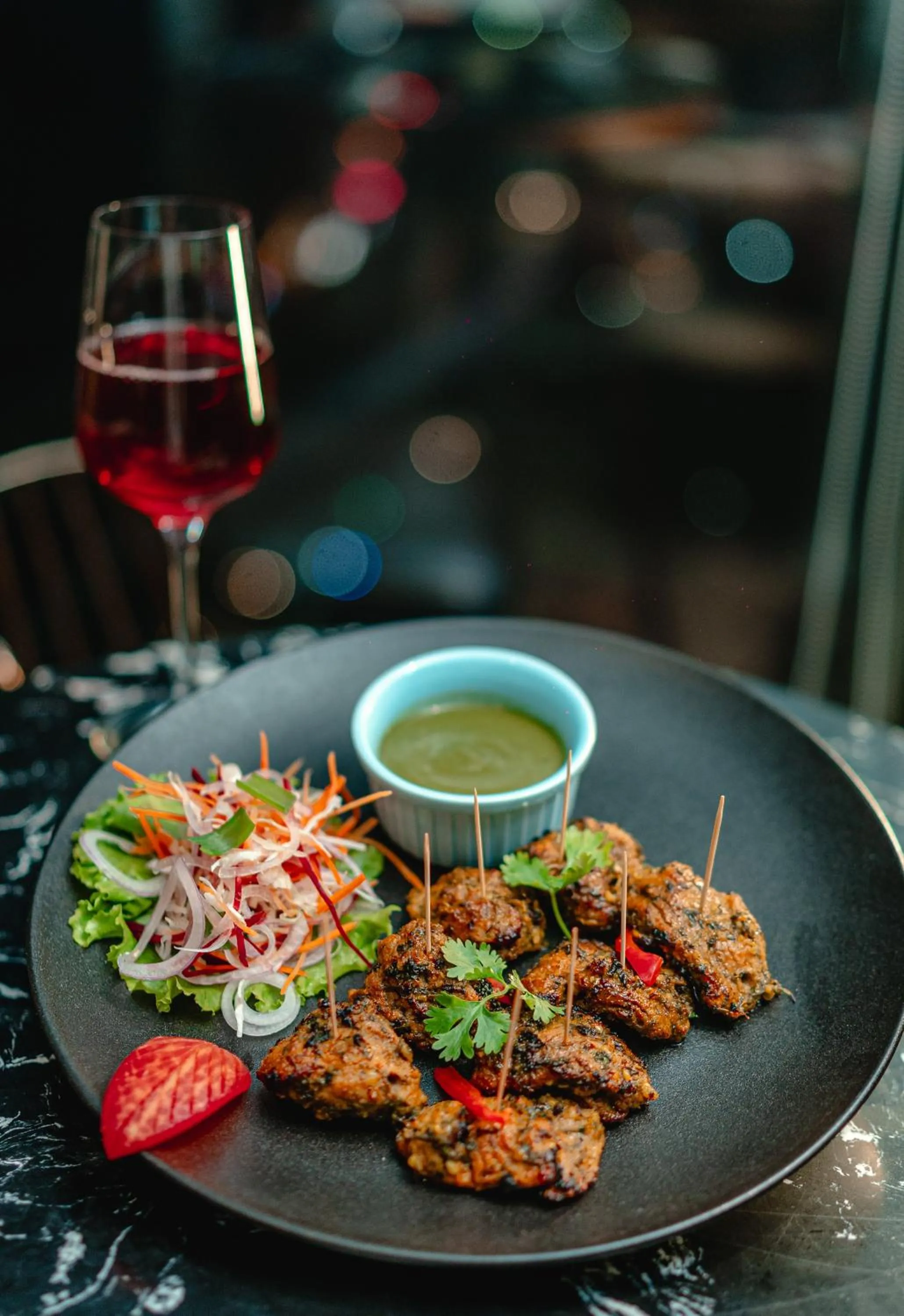 Restaurant/places to eat in The Peninsula Chittagong Limited