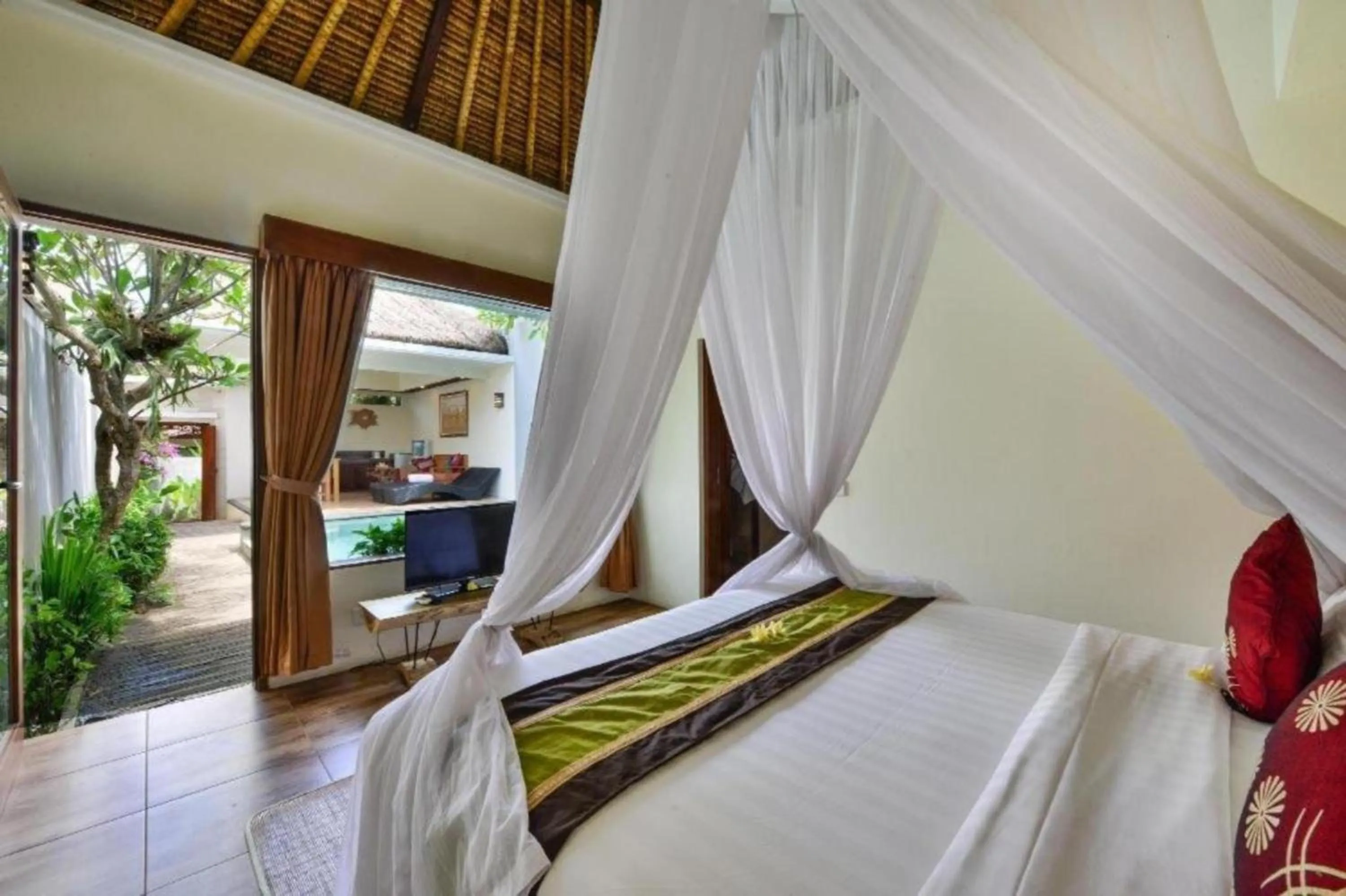 Bed in Avery Le Nixsun Villas Ungasan with Free access to Gym center by Waringin Hospitality
