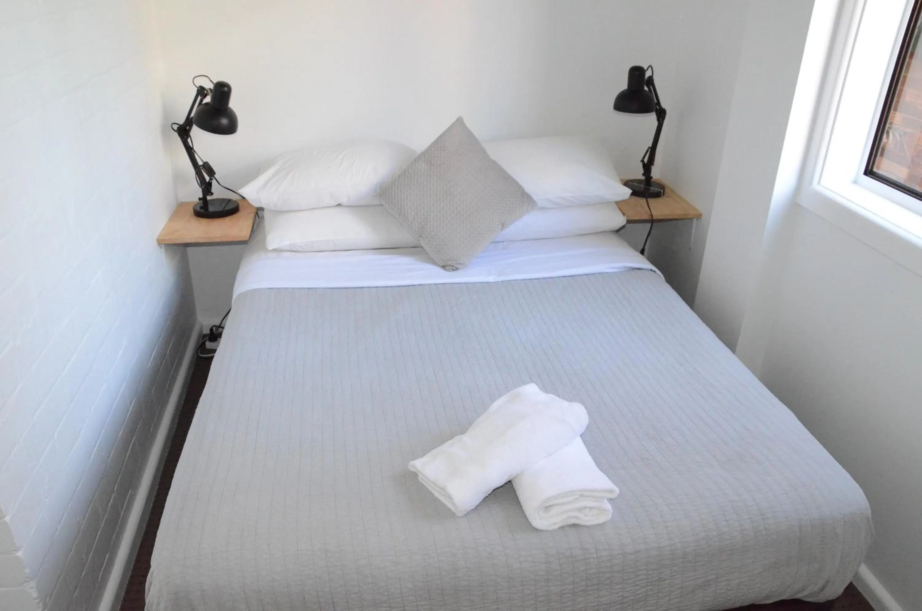 Bed in Manly Beach Guesthouse