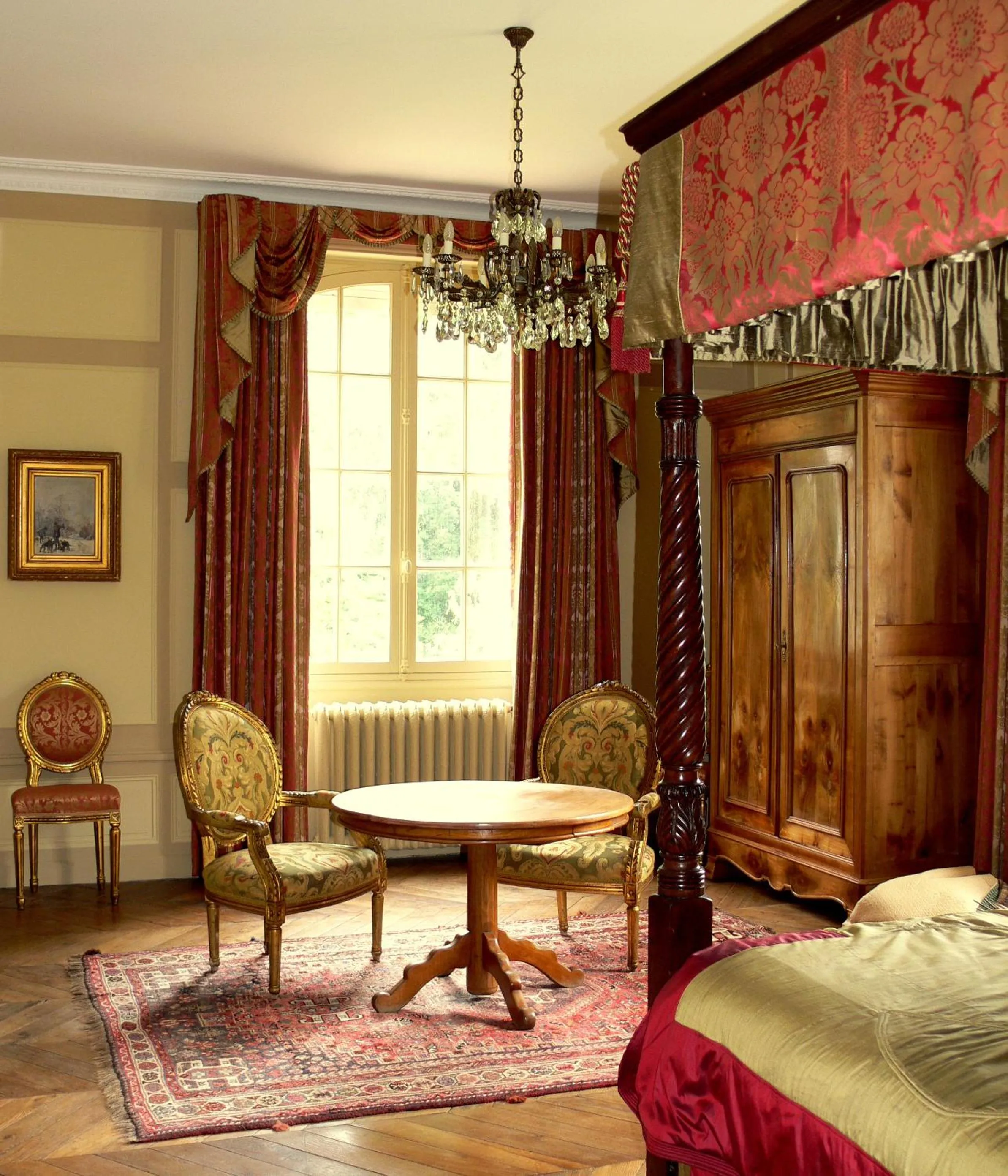 Photo of the whole room, Bed in Domaine de La Brugere