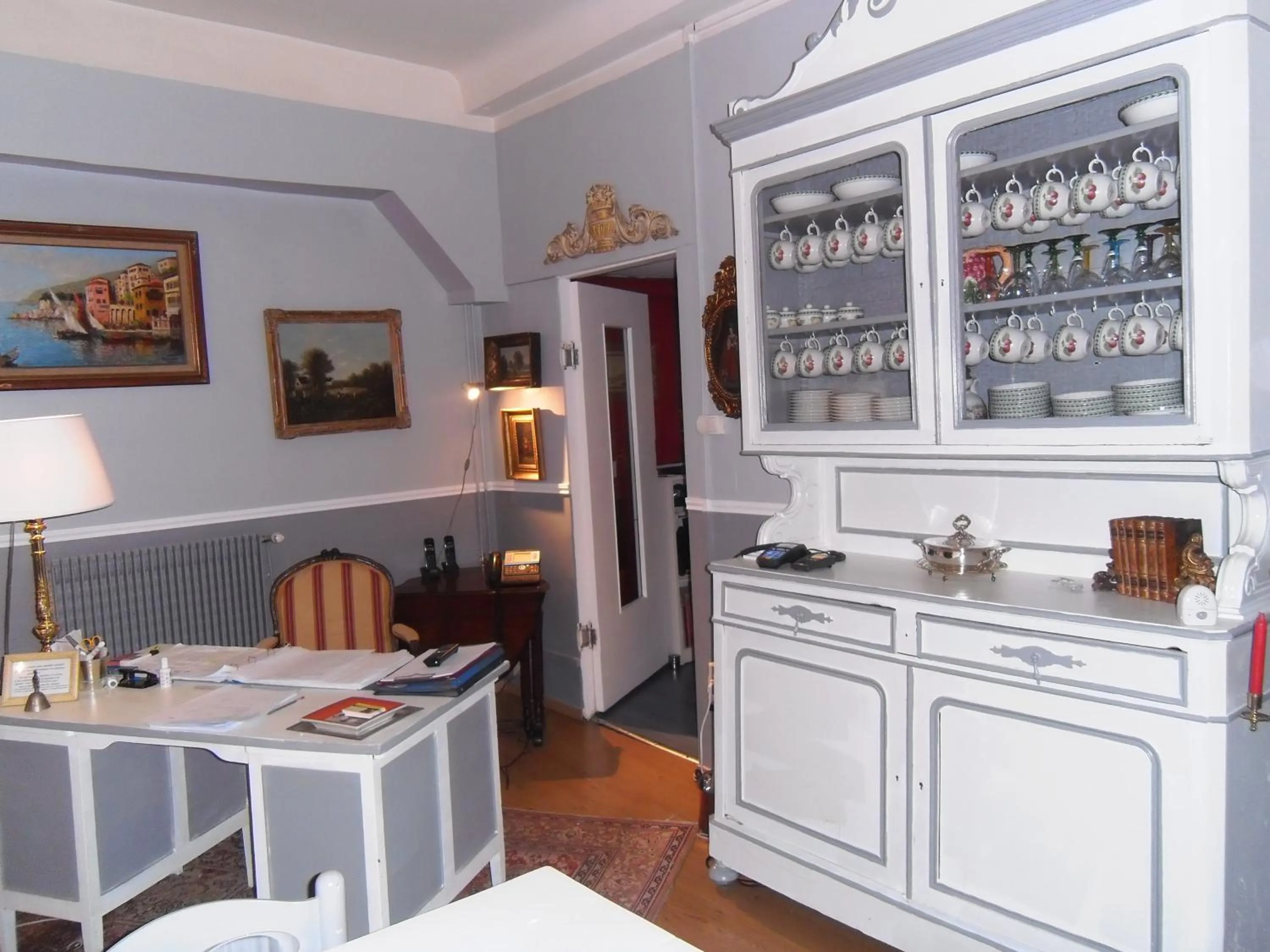 Lobby or reception in Hôtel des Arceaux