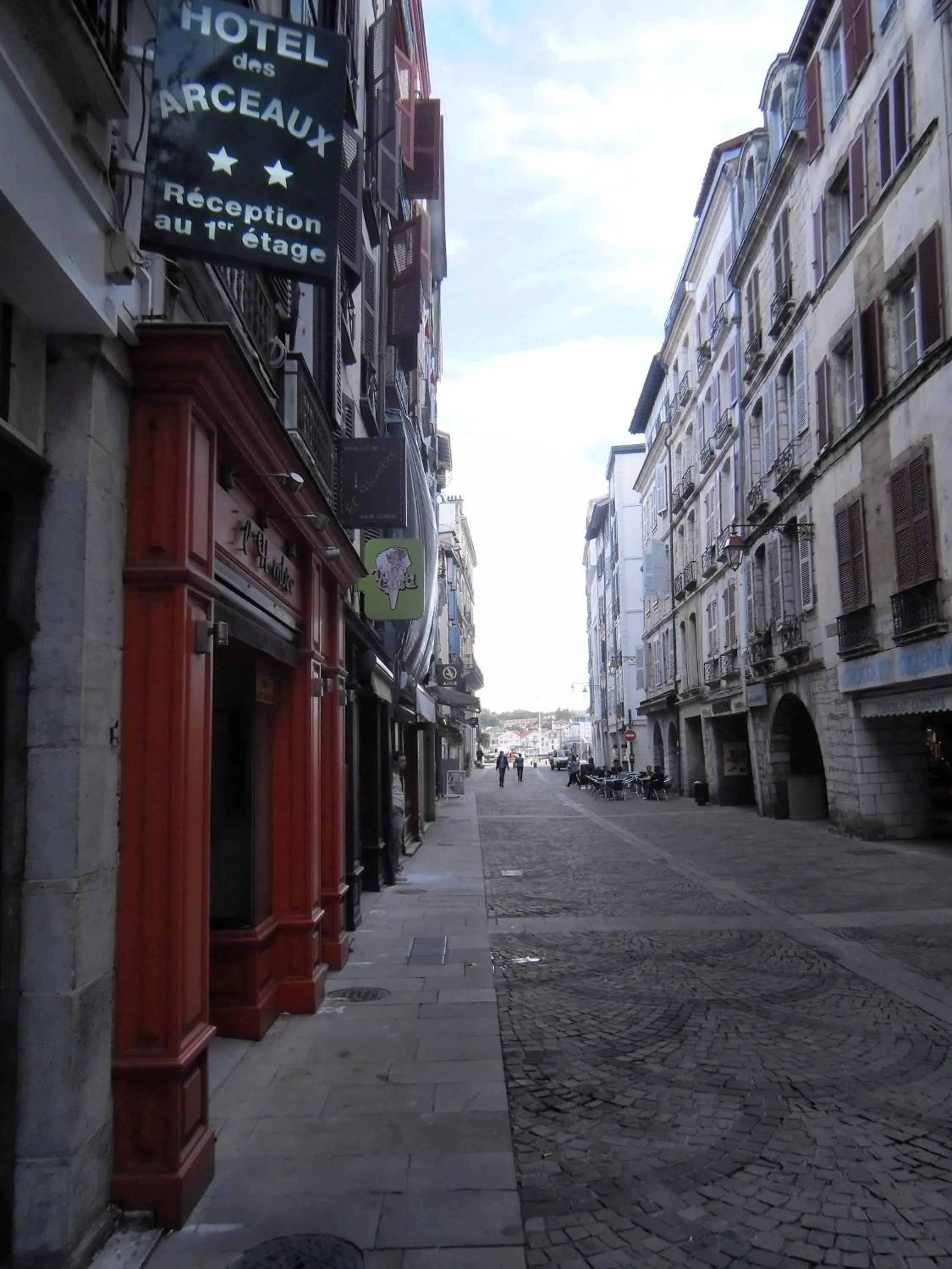 Property logo or sign in Hôtel des Arceaux