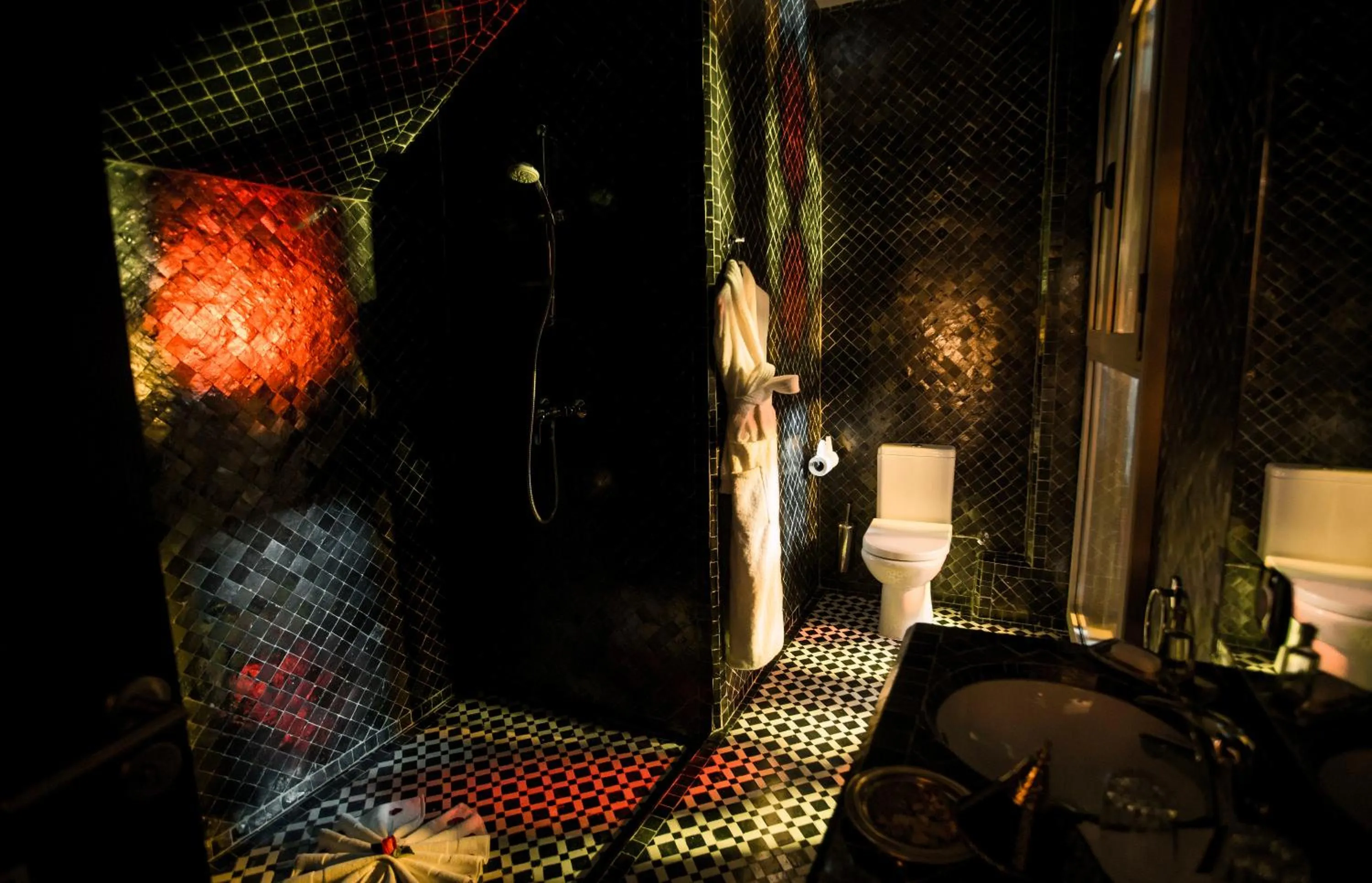 Bathroom in Palais Dar Si Aissa ALL-SUITES