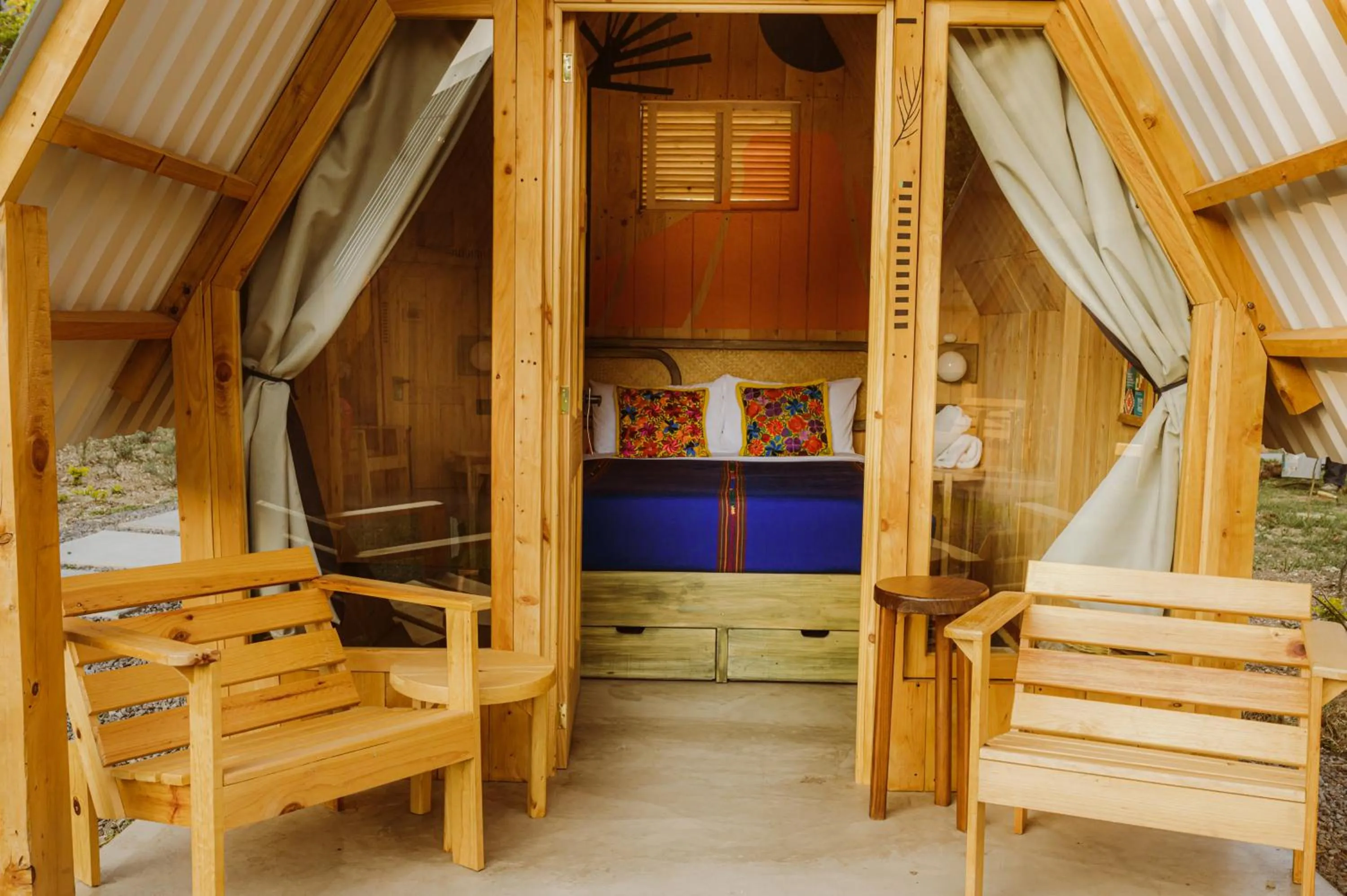 Photo of the whole room in Socialtel Atitlan