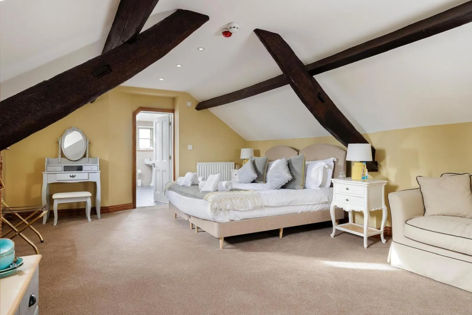 Property building, Bed in The Plough B&B