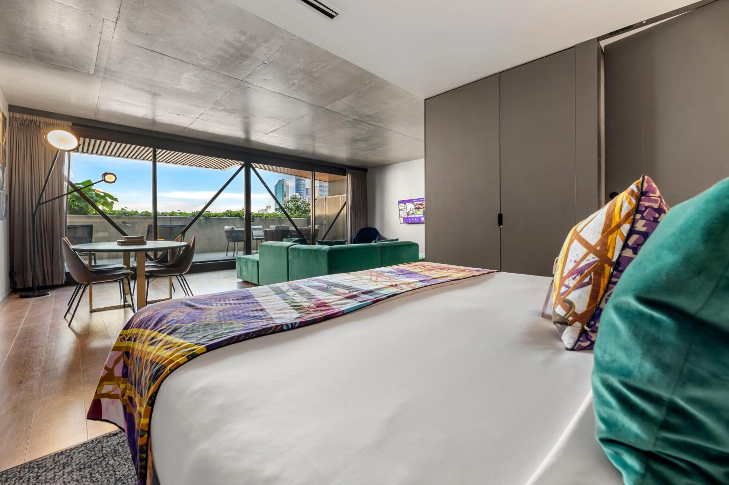 View (from property/room), Bed in Crystalbrook Vincent