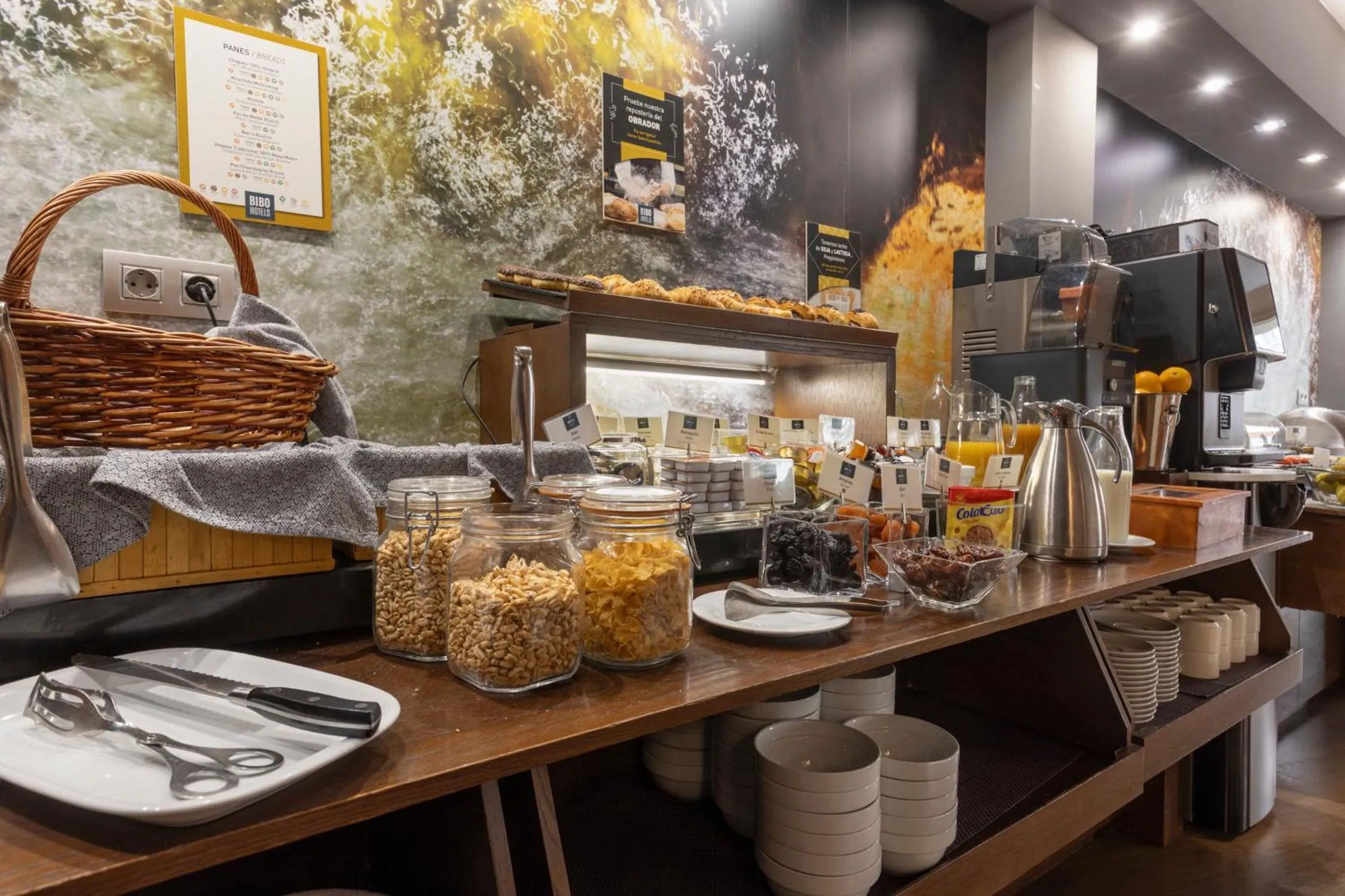 Breakfast in BIBO Hotel Recogidas