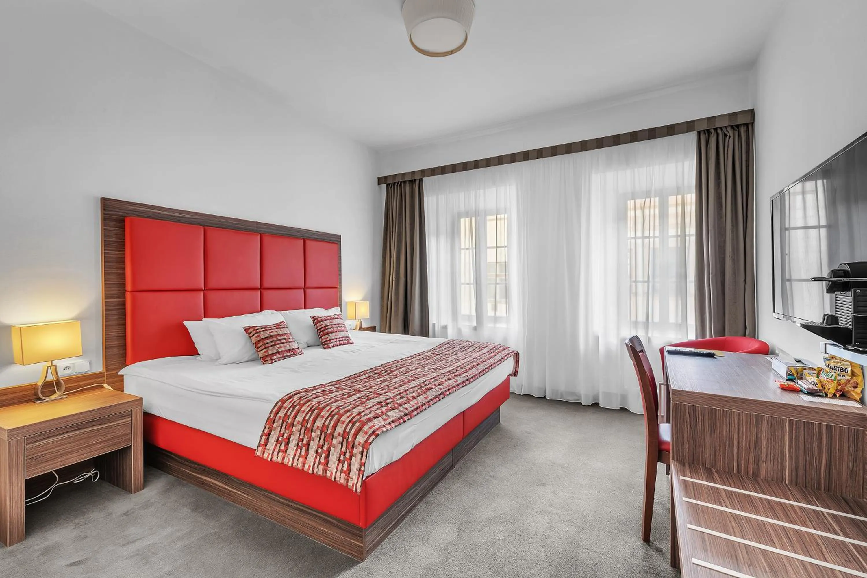 Bedroom, Bed in Hotel Nelly Kellys