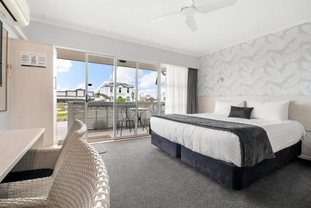 Photo of the whole room, Bed in Te Aroha Motel