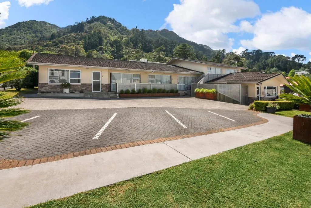 Property building in Te Aroha Motel