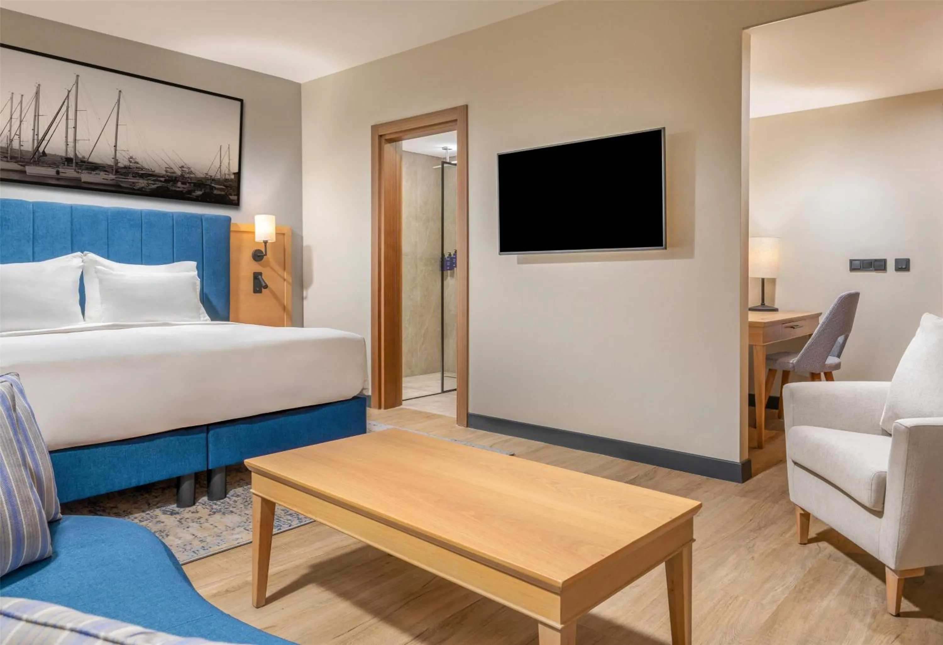 Photo of the whole room, Bed in Radisson Blu Resort & Spa Cesme