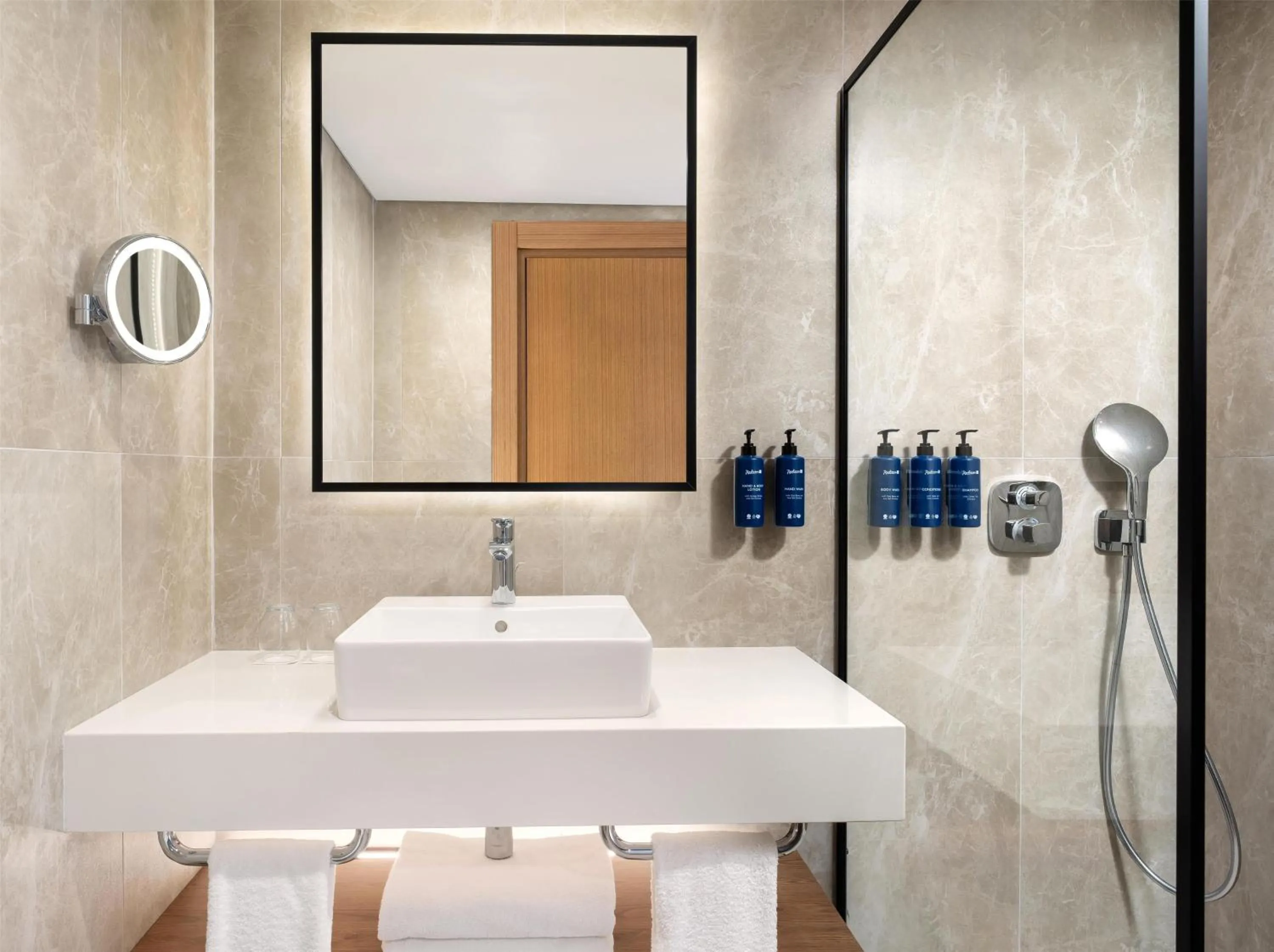 Bathroom in Radisson Blu Resort & Spa Cesme