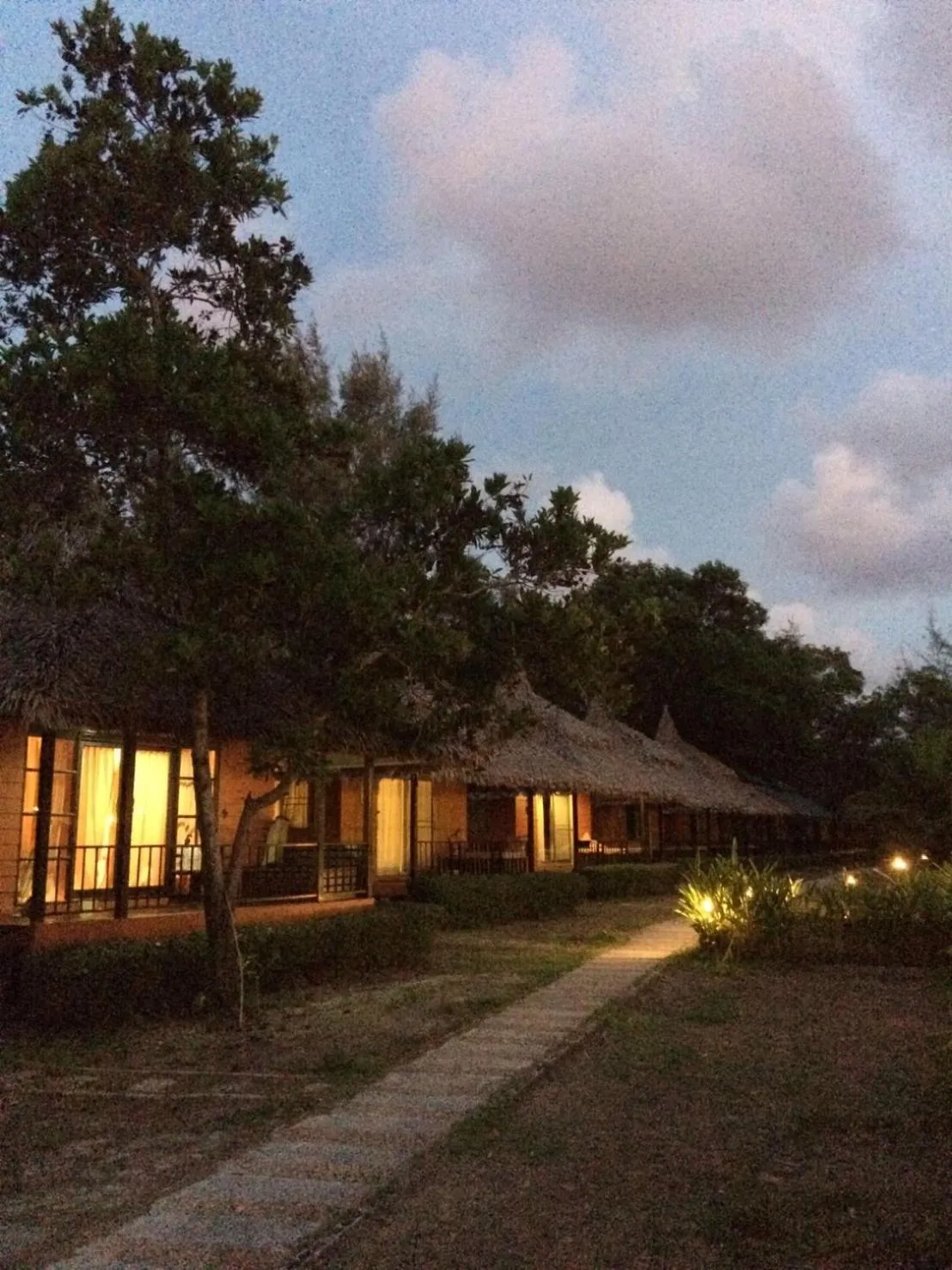 Phayam Cottage Resort