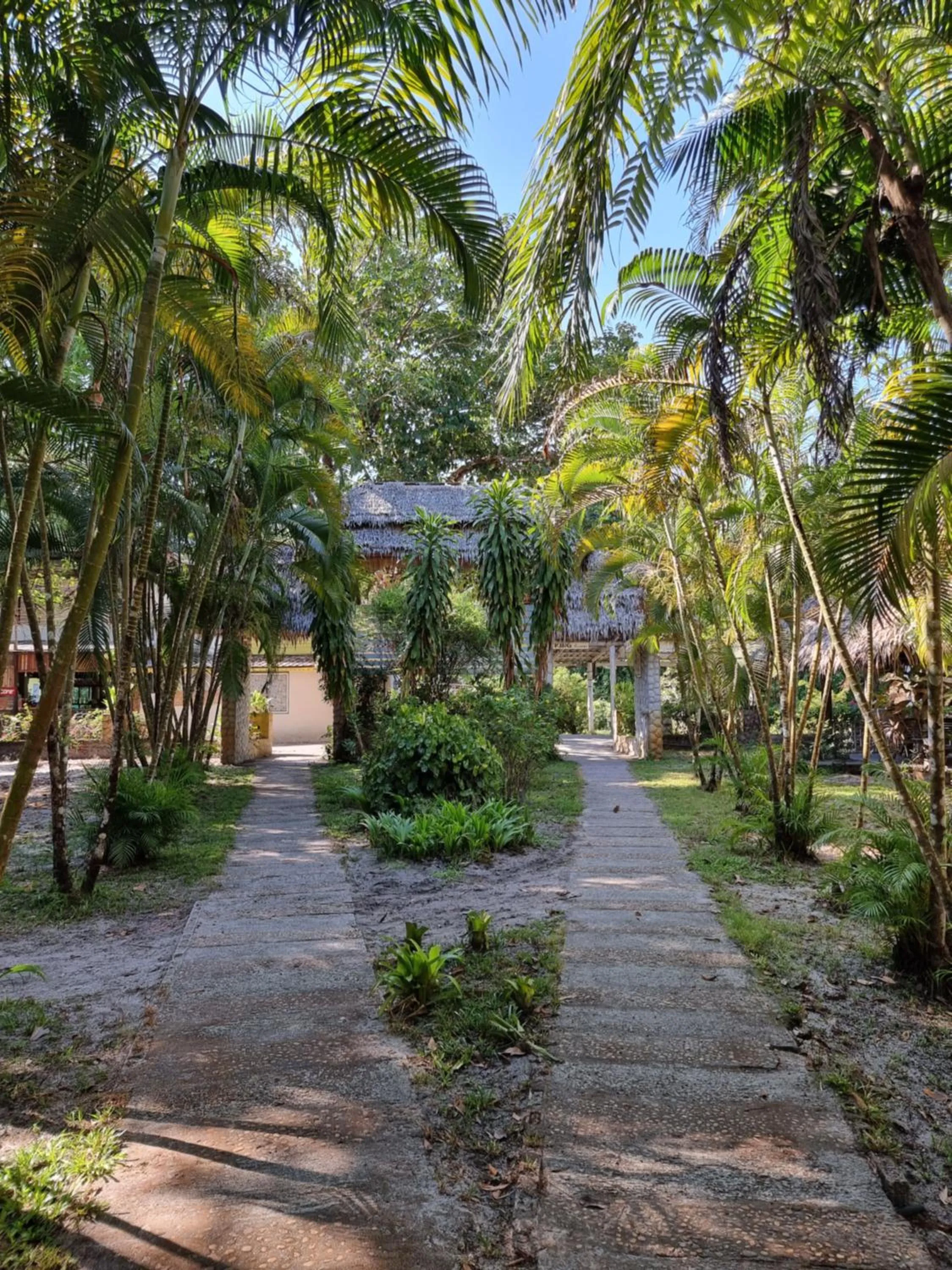 Phayam Cottage Resort