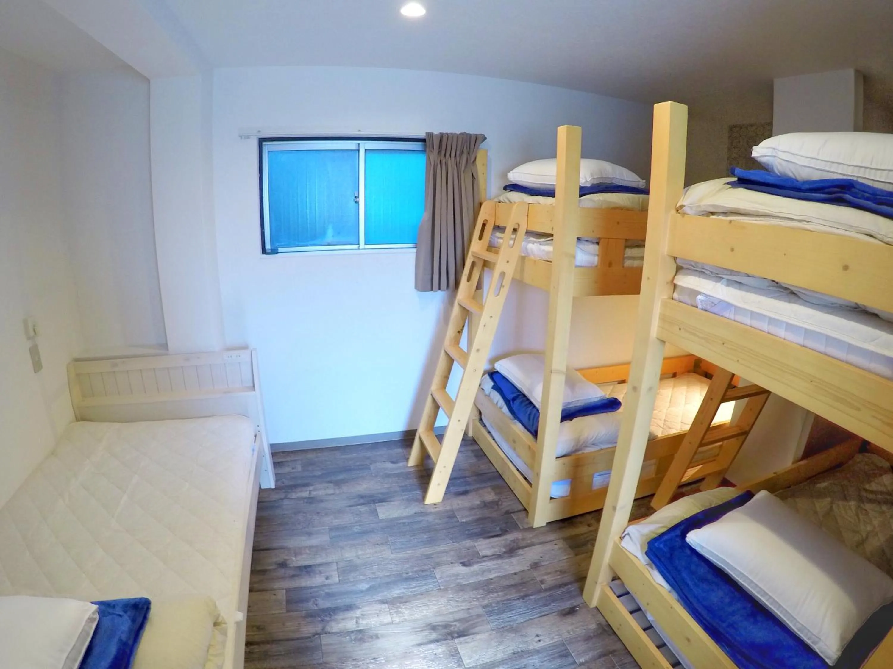 Photo of the whole room, Bed in Trip & Sleep Hostel