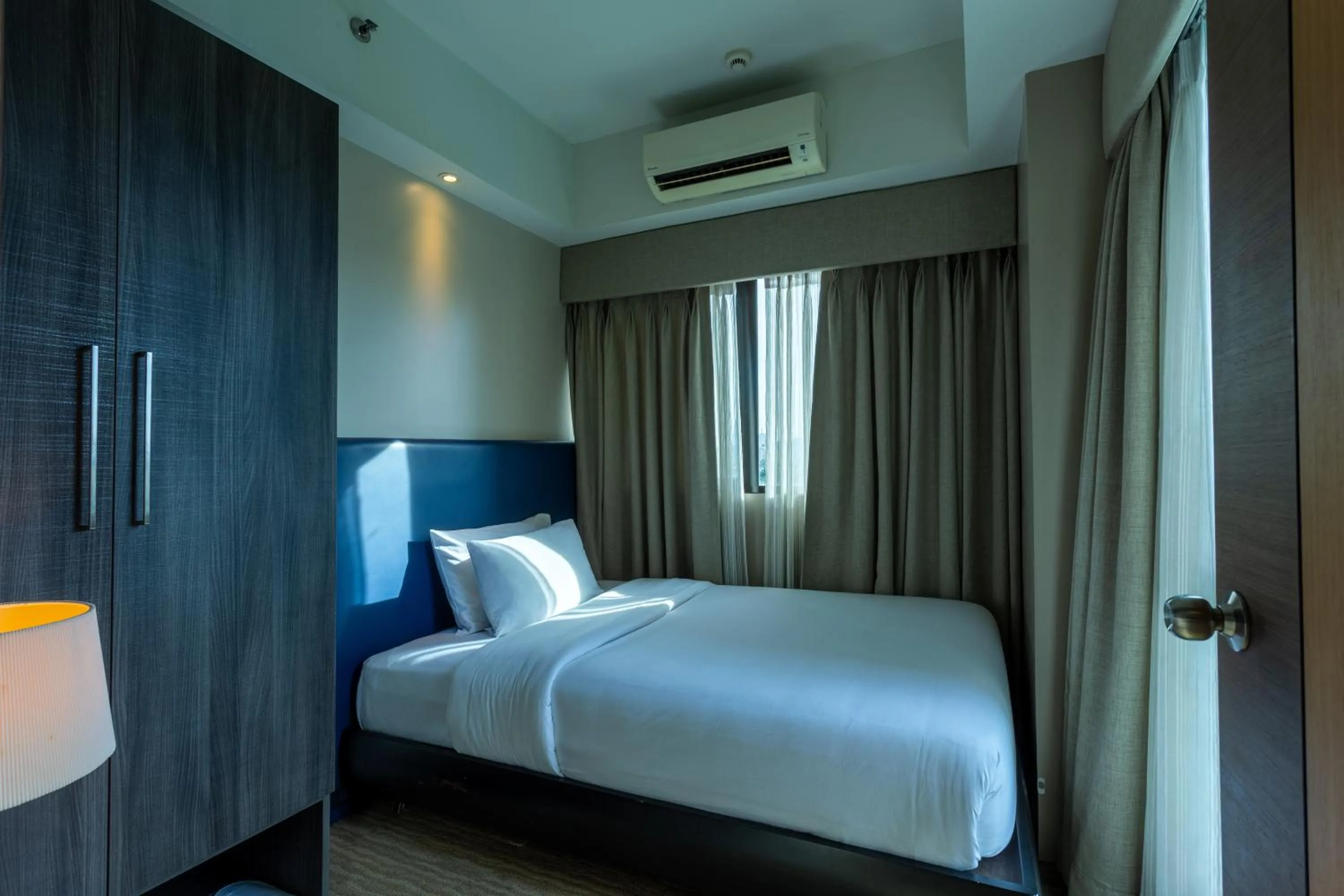 Bed in Santorini Hotel