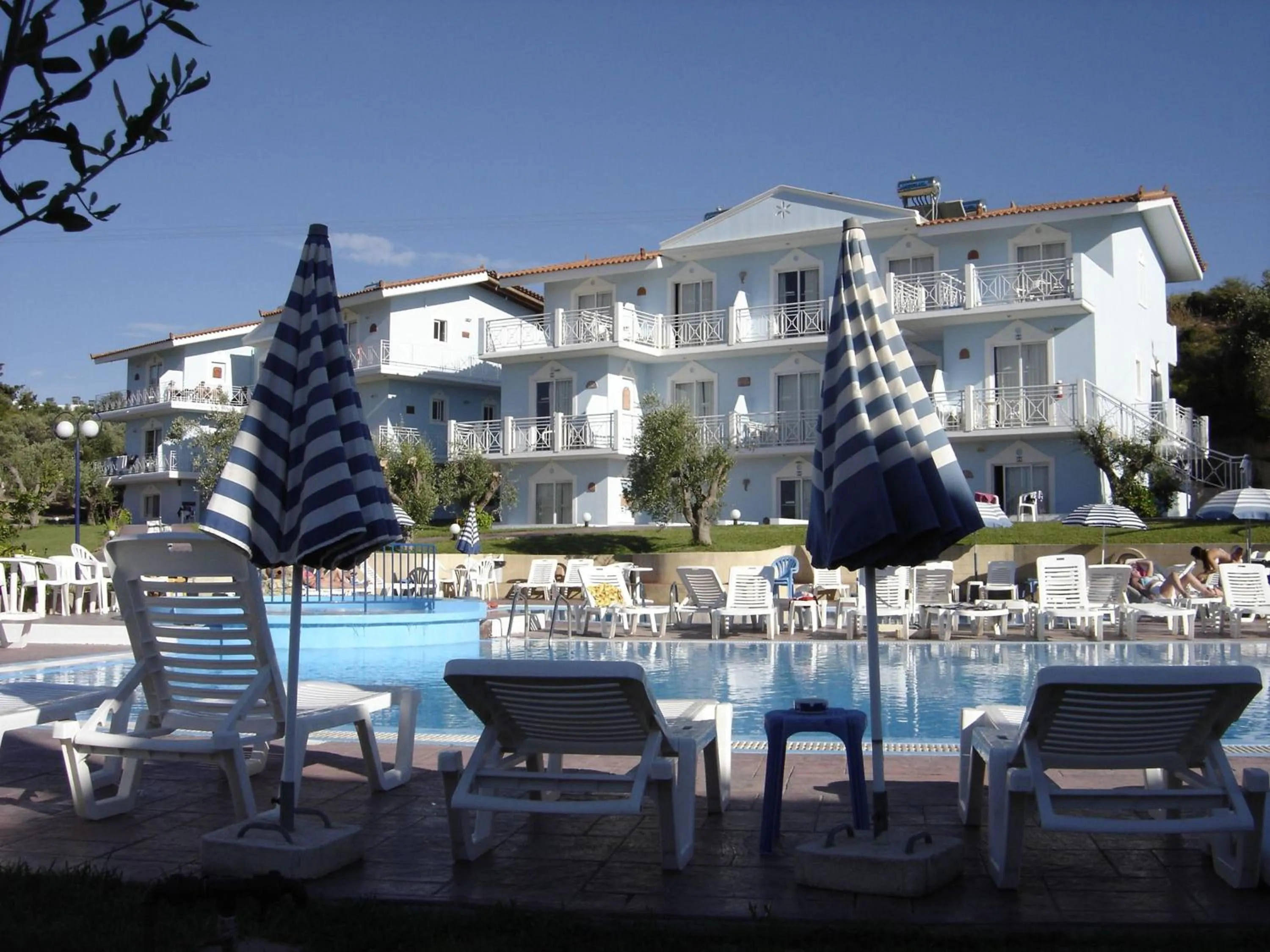 Facade/entrance in Filoxenia Apartments & Studios